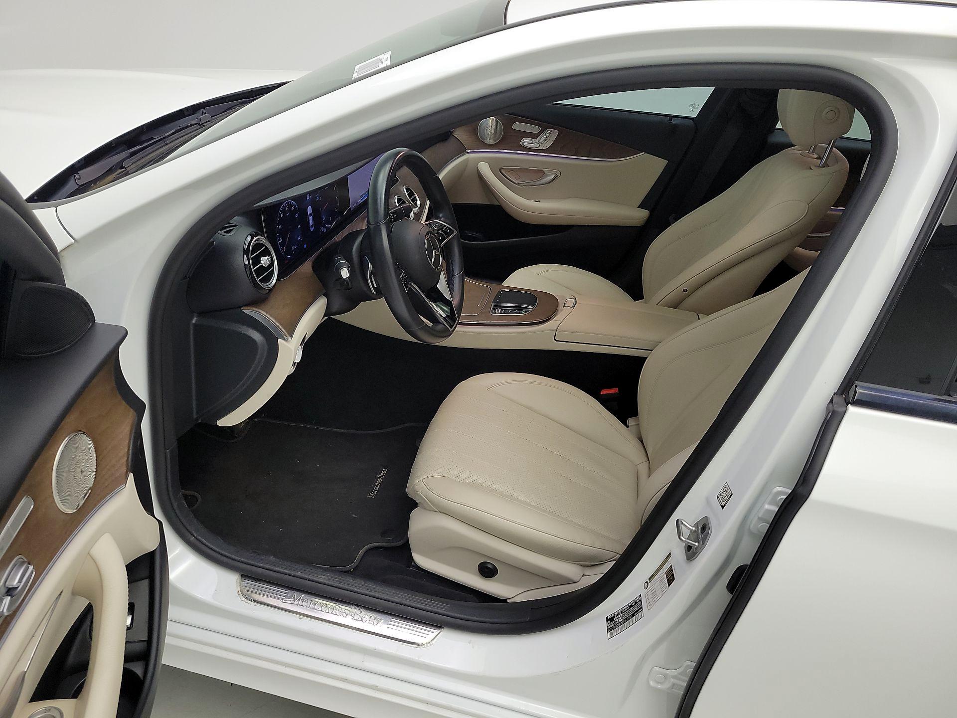 Thumbnail: 2022 Mercedes-Benz E-Class - 11