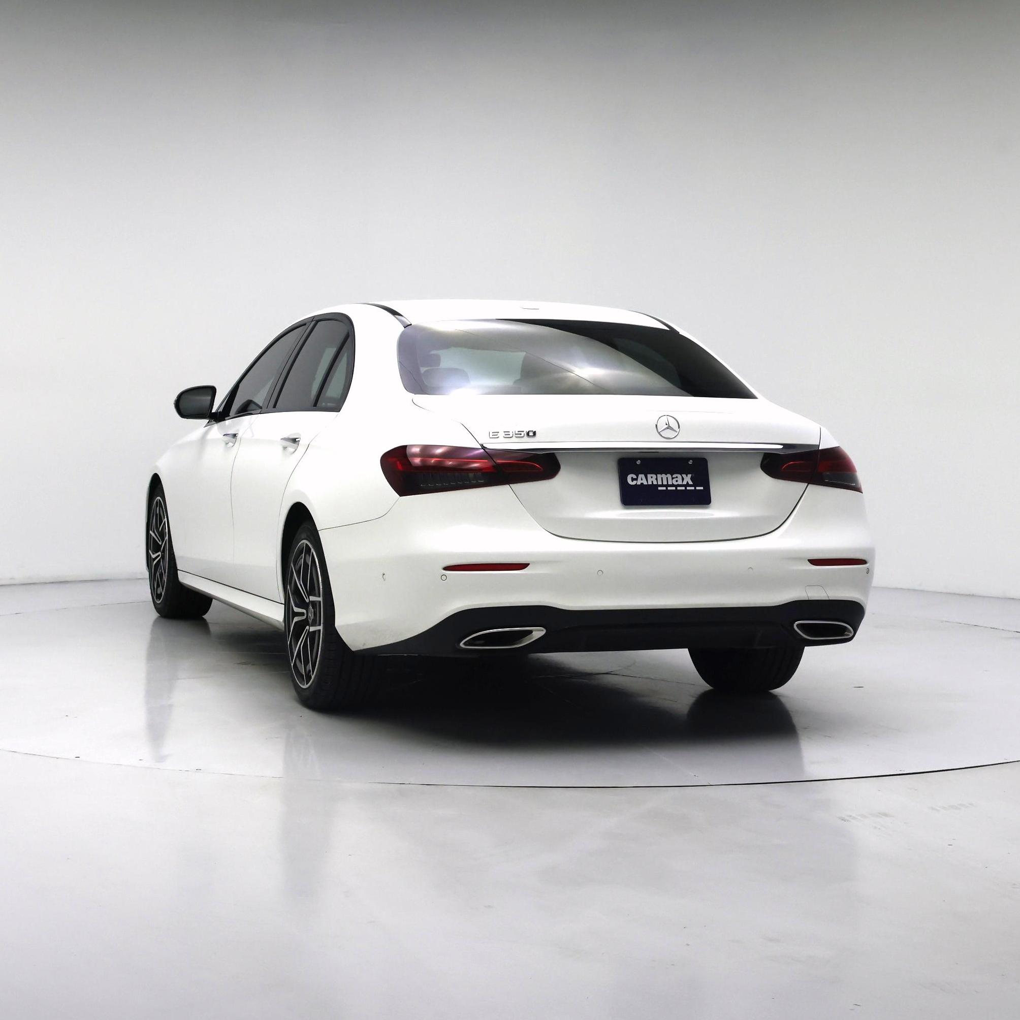 Thumbnail: 2022 Mercedes-Benz E-Class - 2