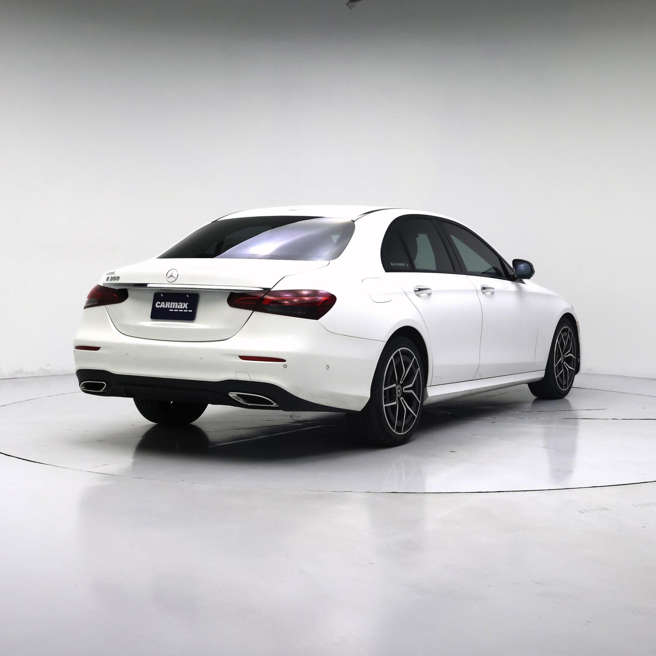 Thumbnail: 2022 Mercedes-Benz E-Class - 8