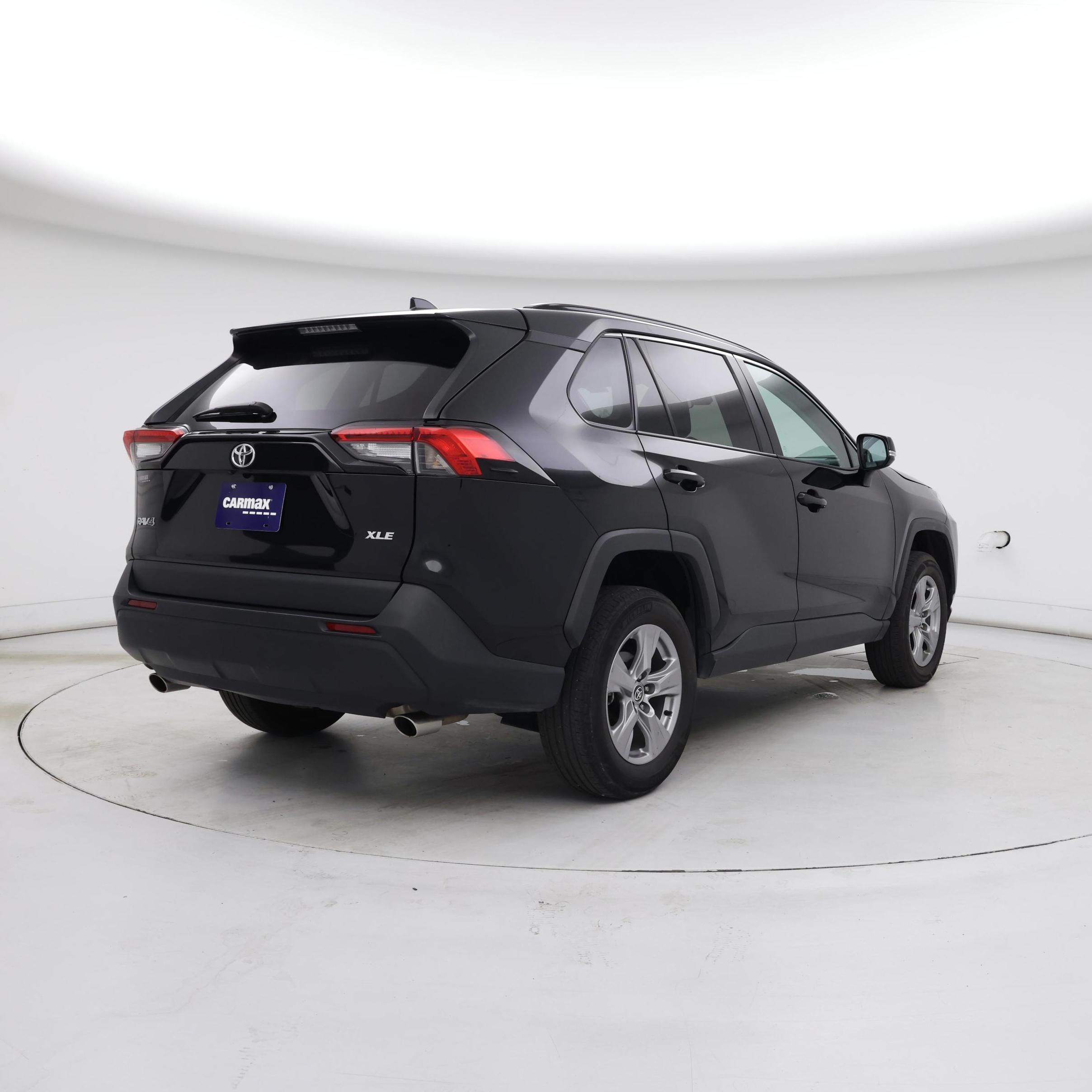 Thumbnail: 2024 Toyota RAV4 - 8