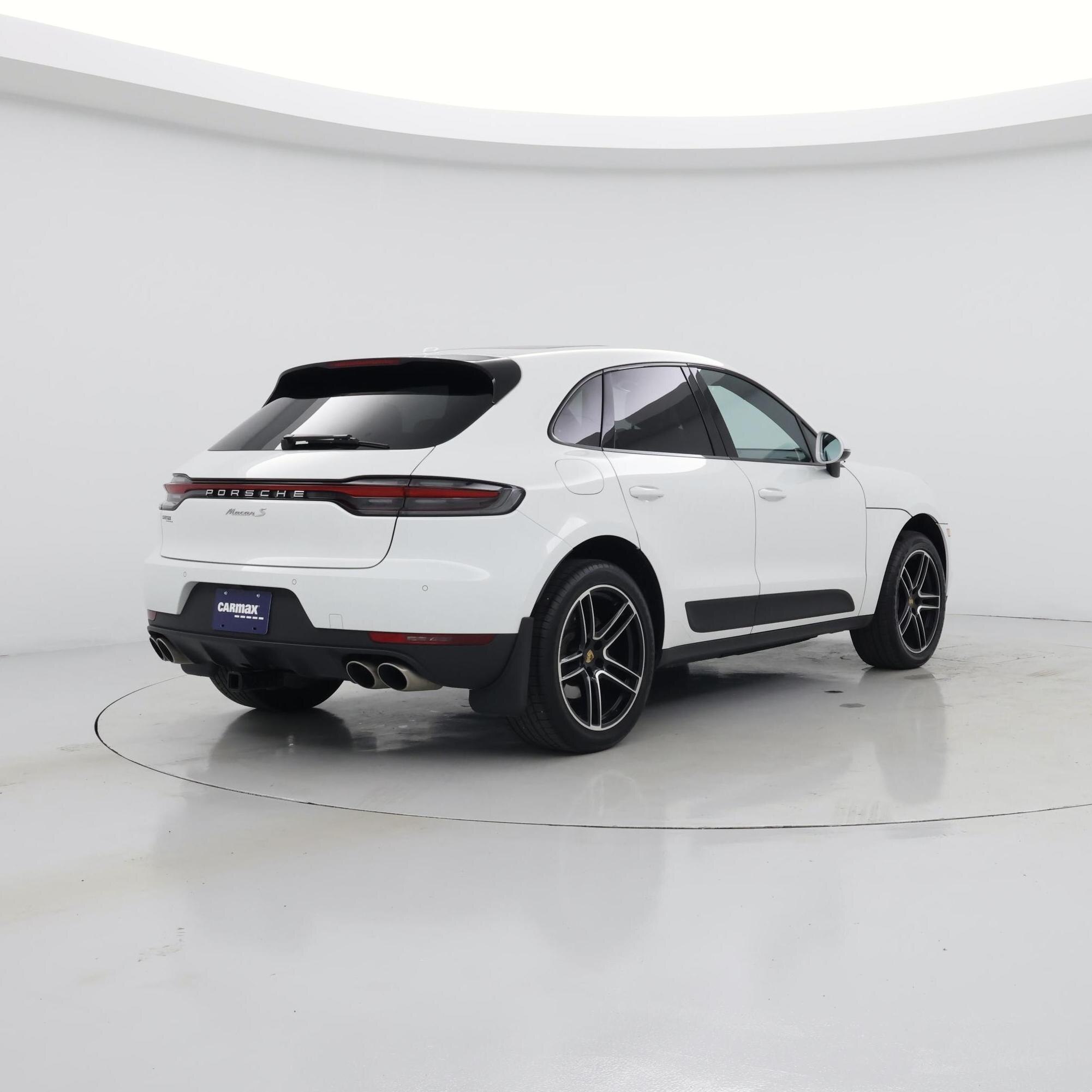 Thumbnail: 2020 Porsche Macan - 8