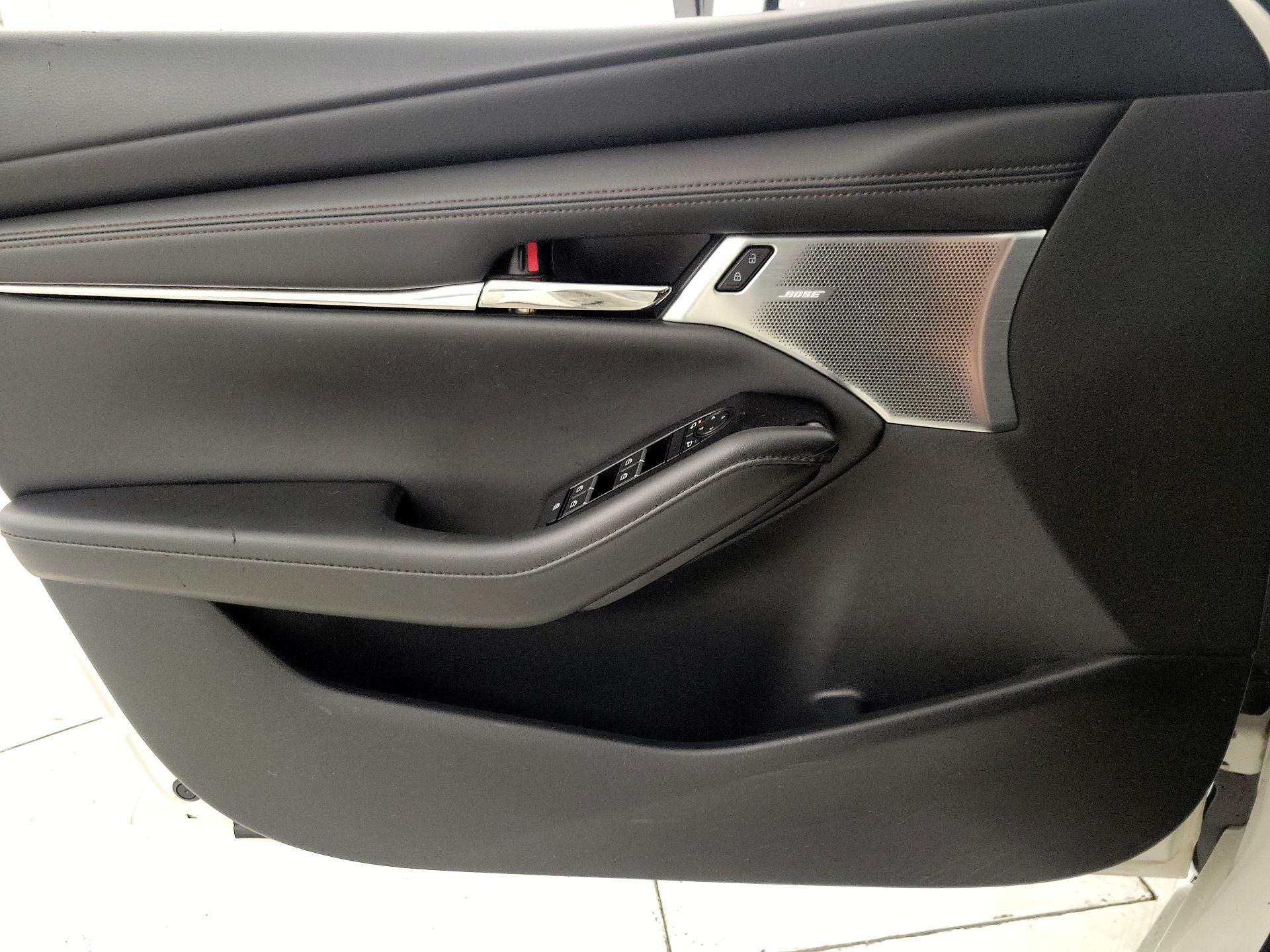 Thumbnail: 2022 Mazda Mazda3 - 12