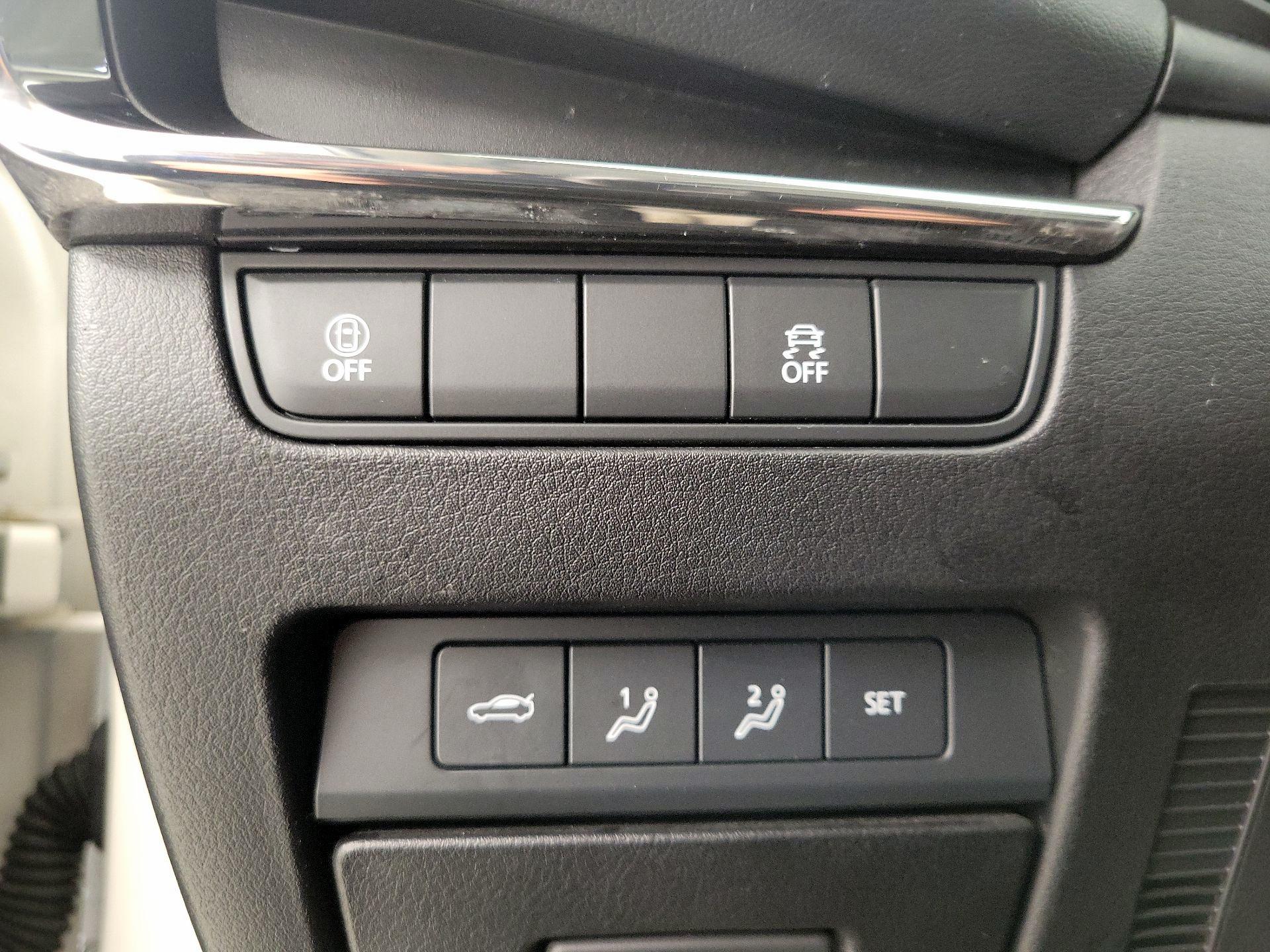 Thumbnail: 2022 Mazda Mazda3 - 13