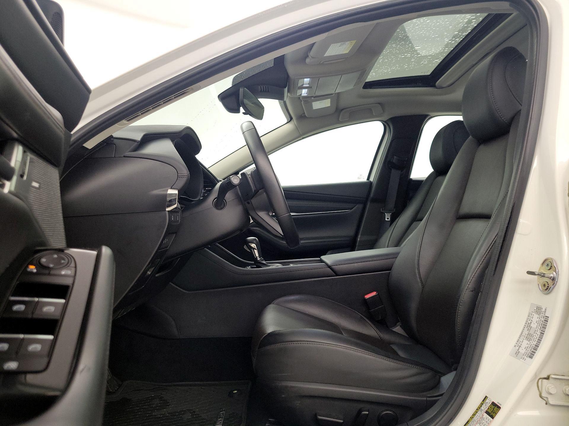 Thumbnail: 2022 Mazda Mazda3 - 20