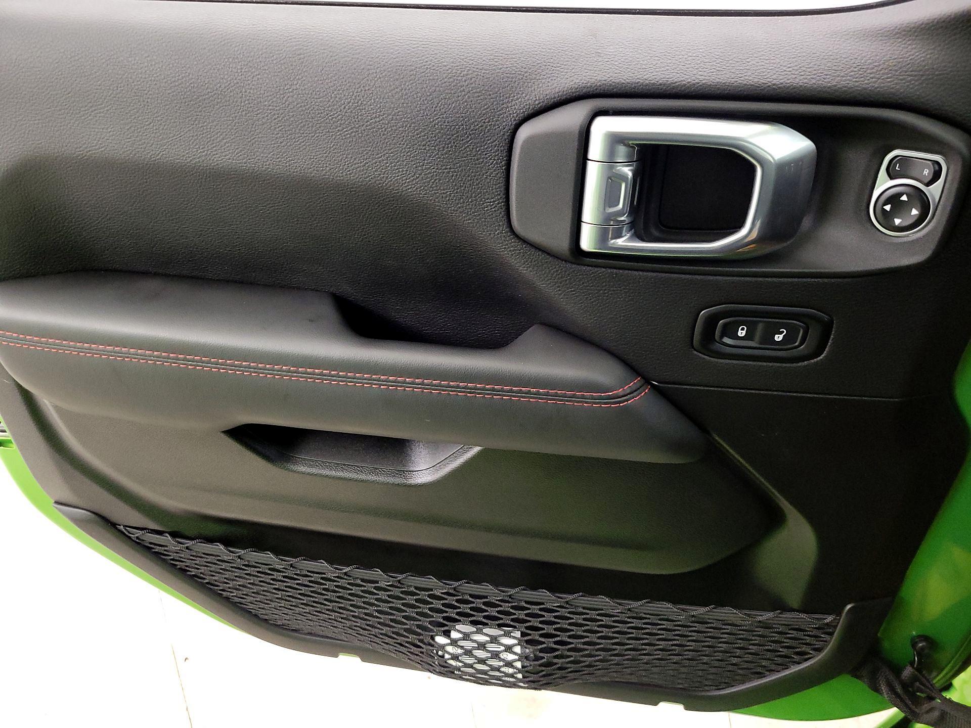 Thumbnail: 2025 Jeep Wrangler - 12