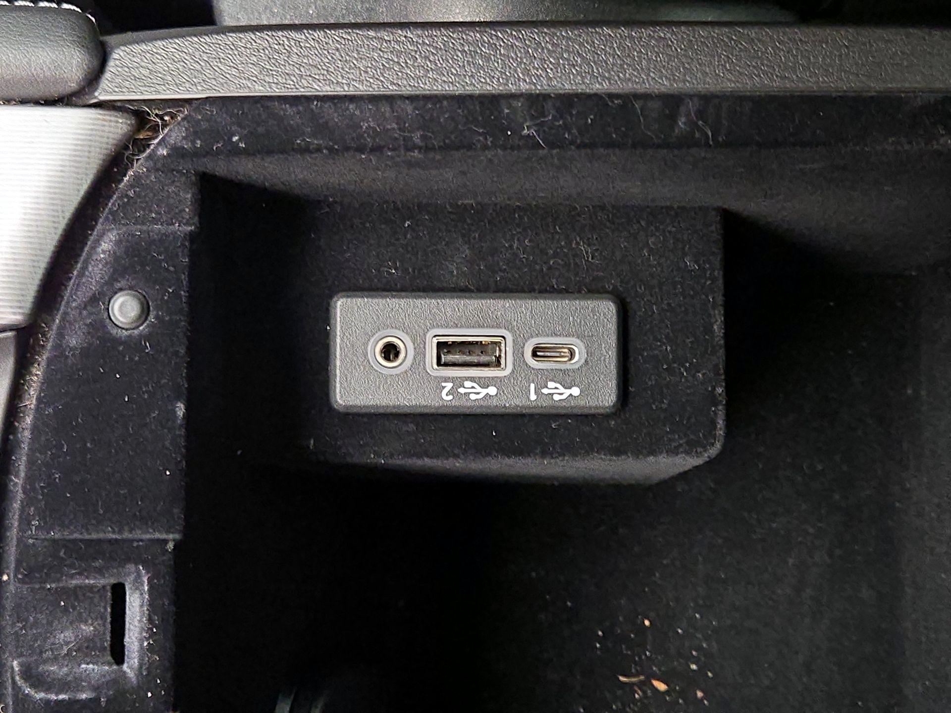 Thumbnail: 2022 INFINITI Q60 - 18