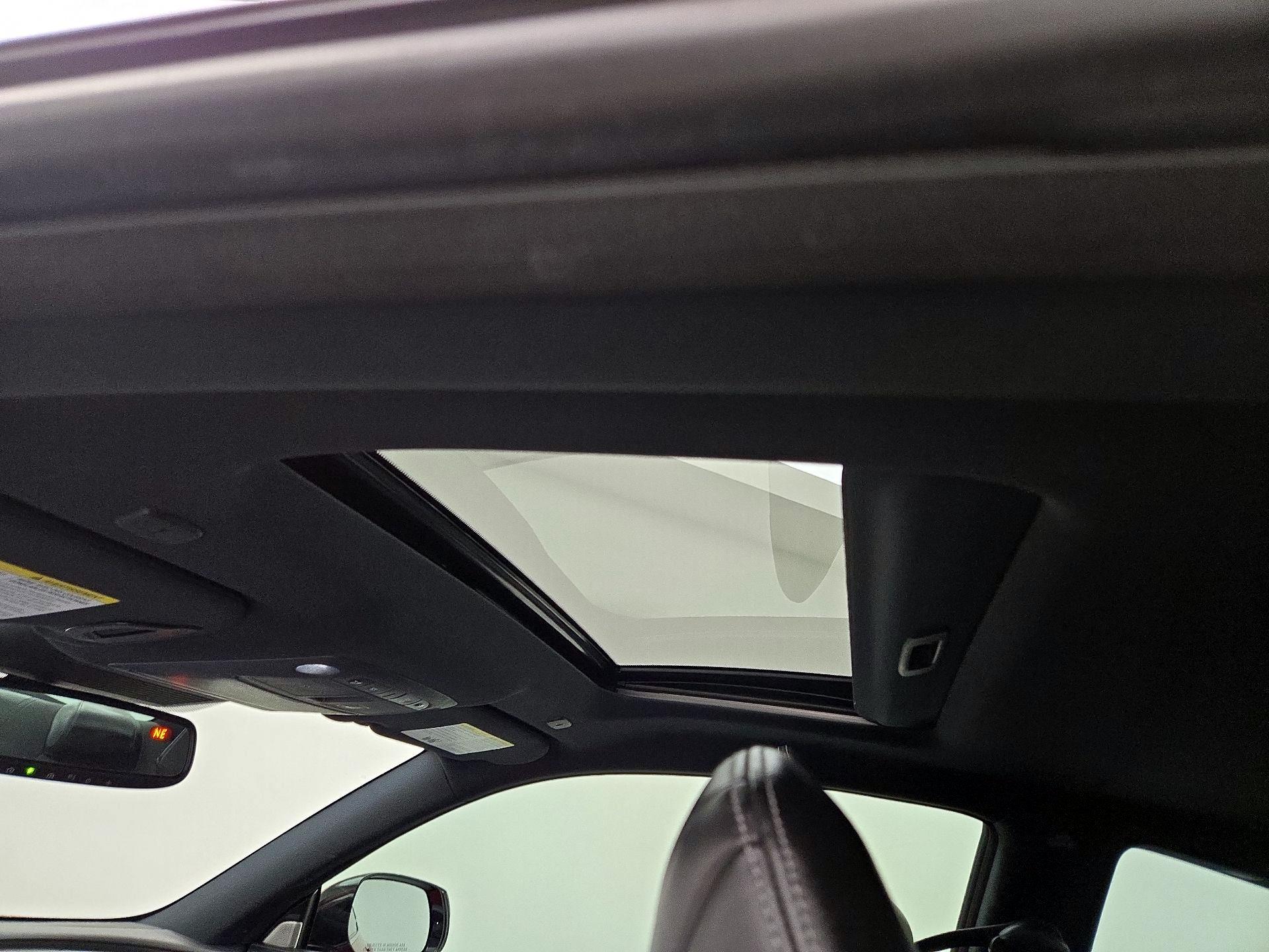 Thumbnail: 2022 INFINITI Q60 - 19