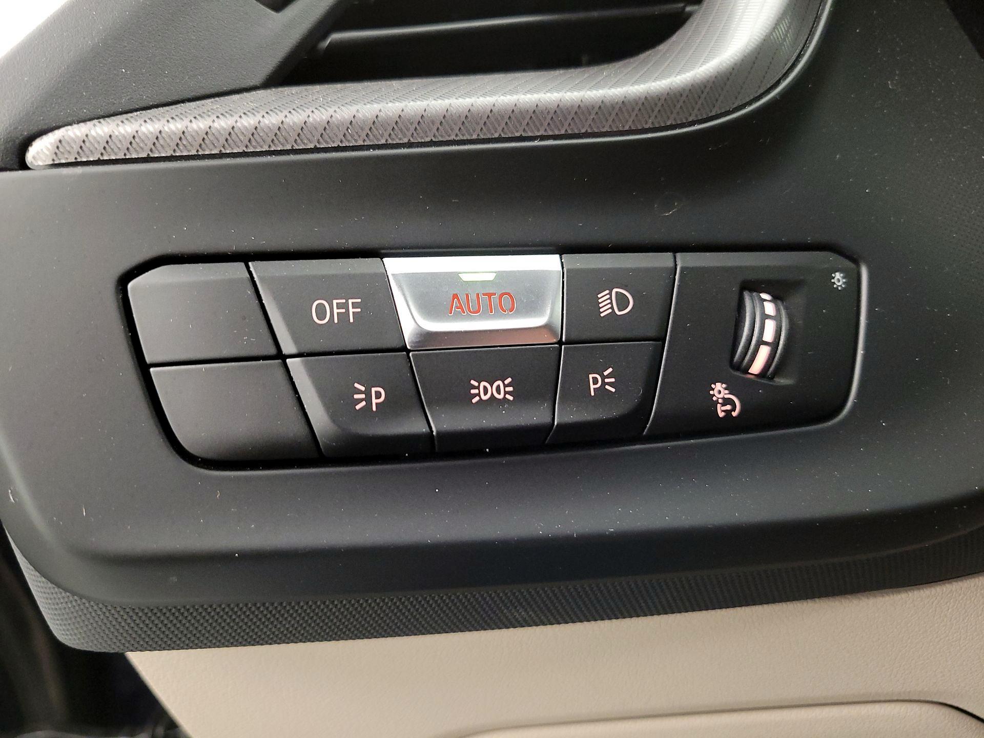 Thumbnail: 2023 BMW 2 Series - 13