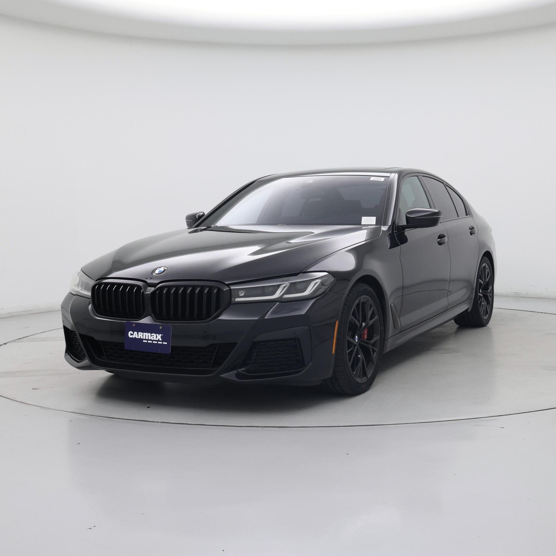 Thumbnail: 2023 BMW 5 Series - 4