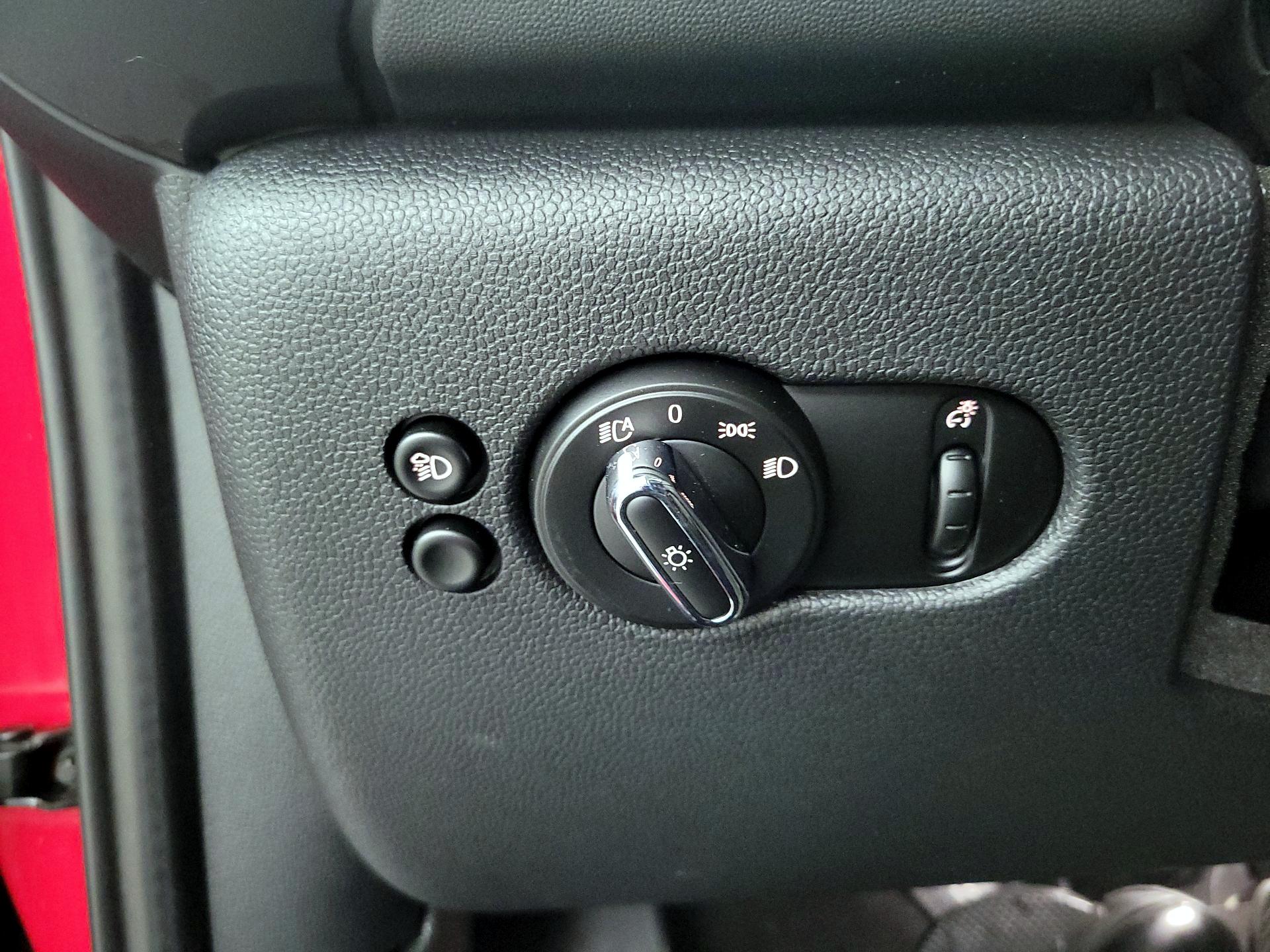 Thumbnail: 2023 MINI Cooper Hardtop - 13