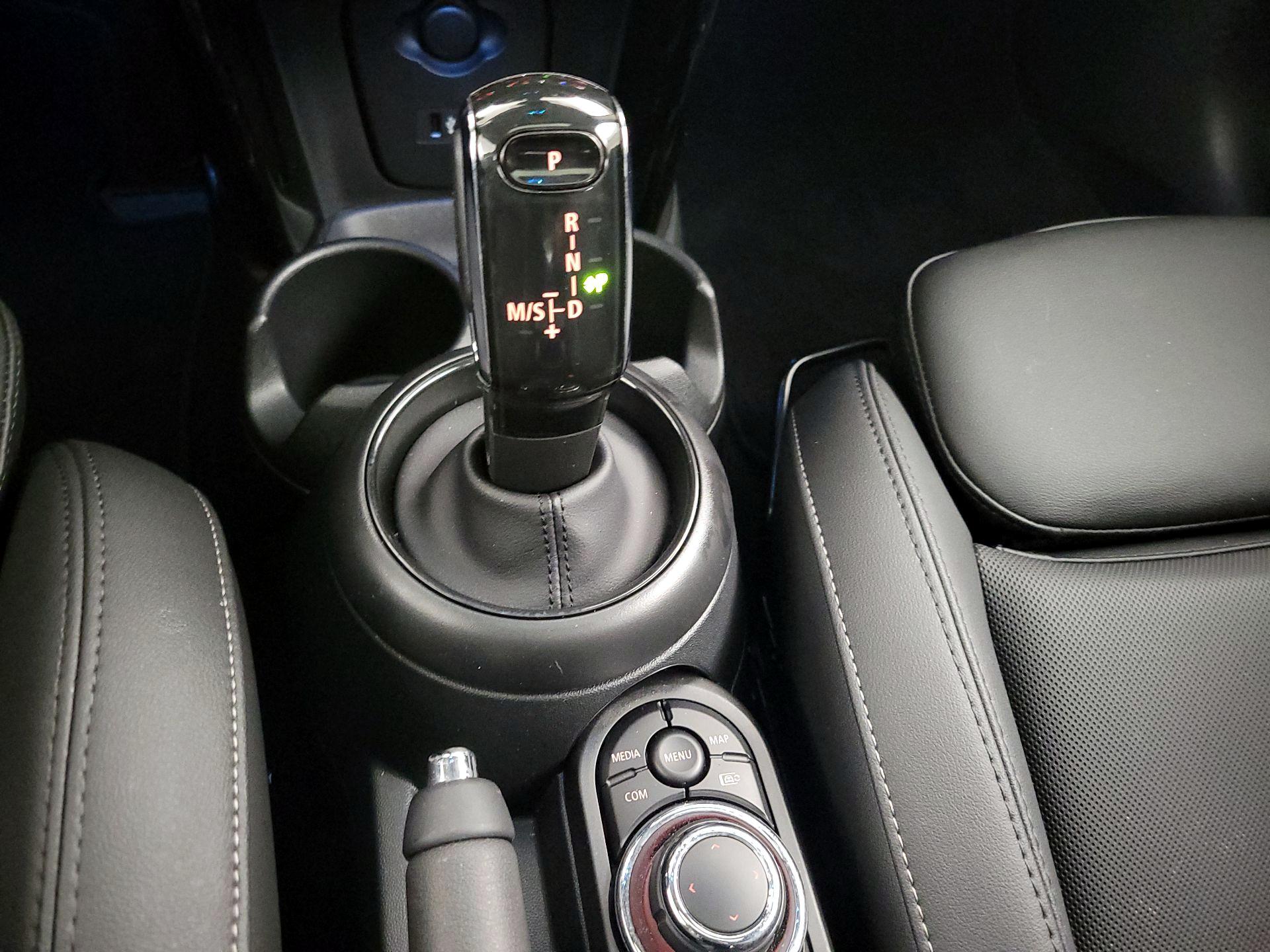 Thumbnail: 2023 MINI Cooper Hardtop - 17