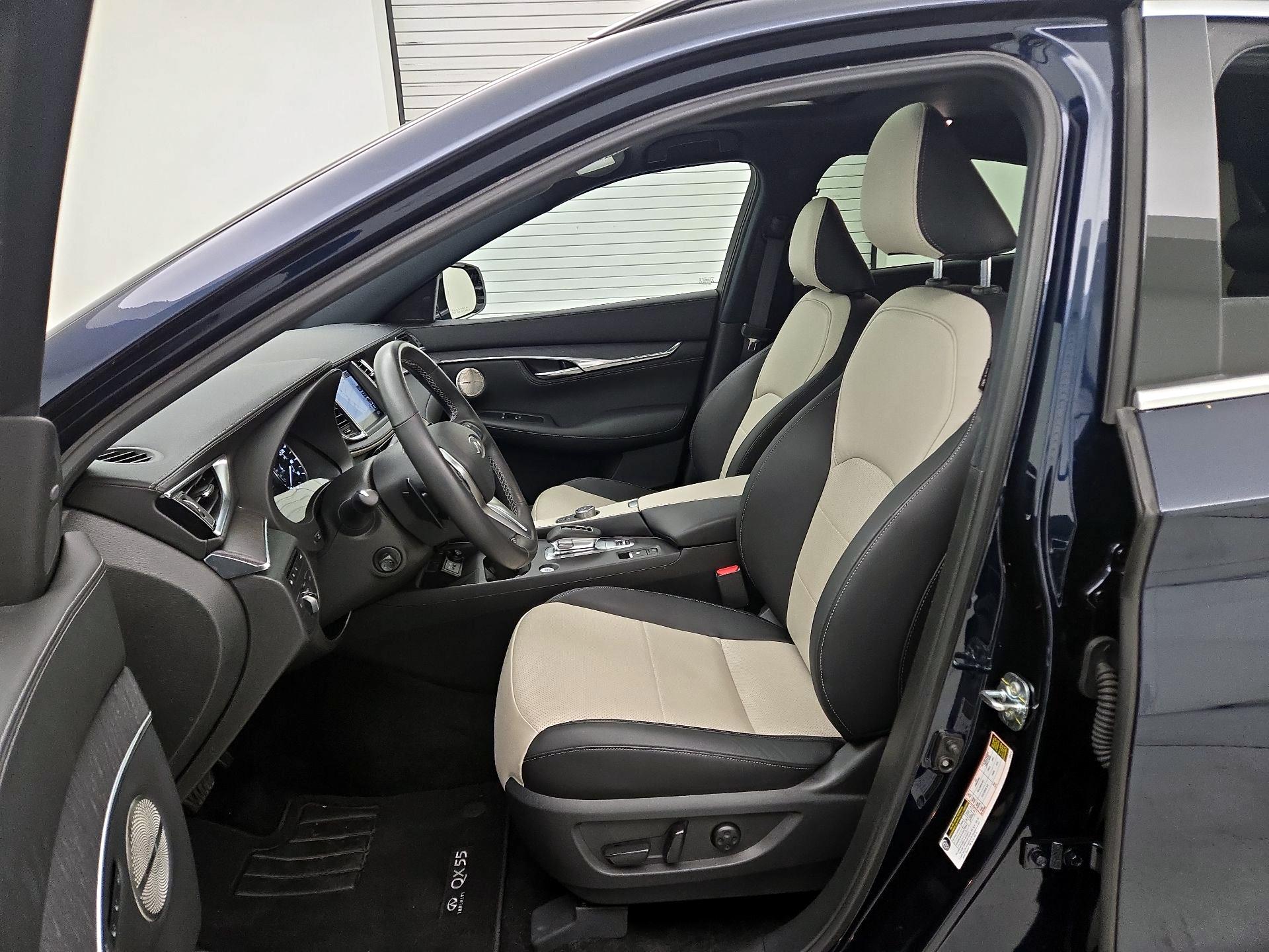 Thumbnail: 2025 INFINITI QX55 - 11