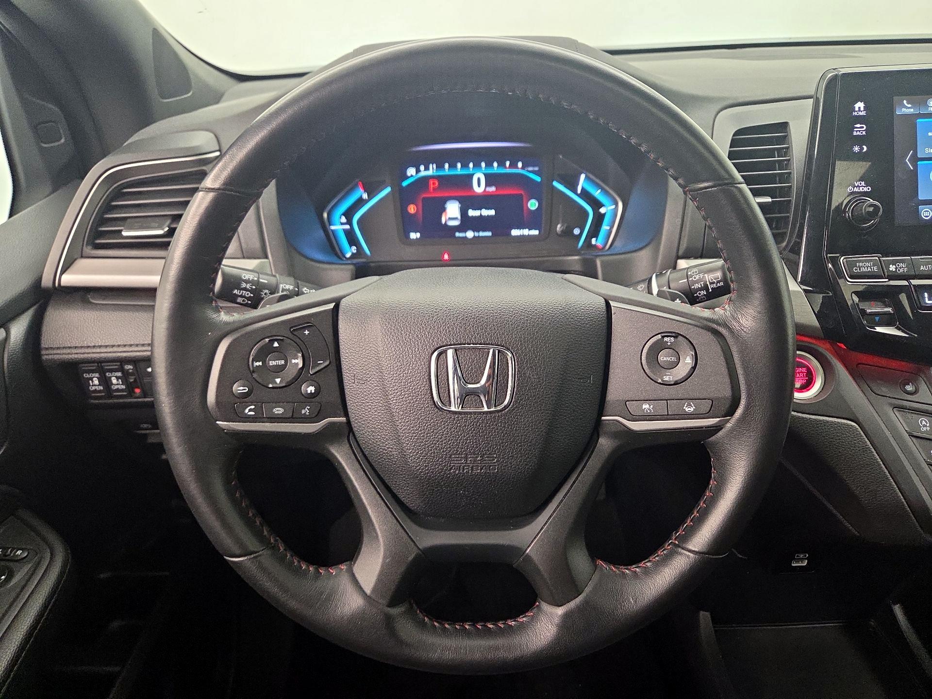 Thumbnail: 2023 Honda Odyssey - 10