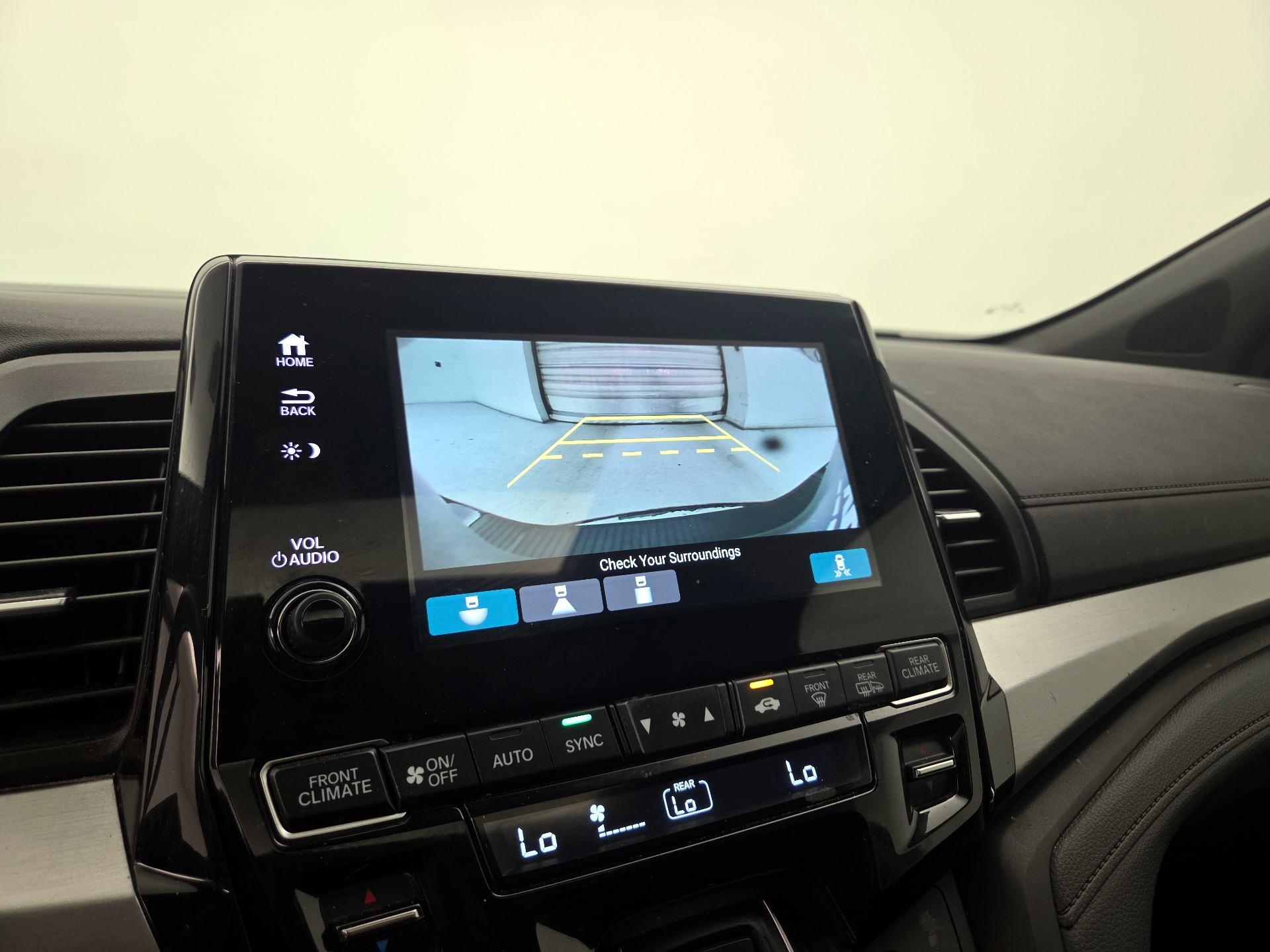 Thumbnail: 2023 Honda Odyssey - 14