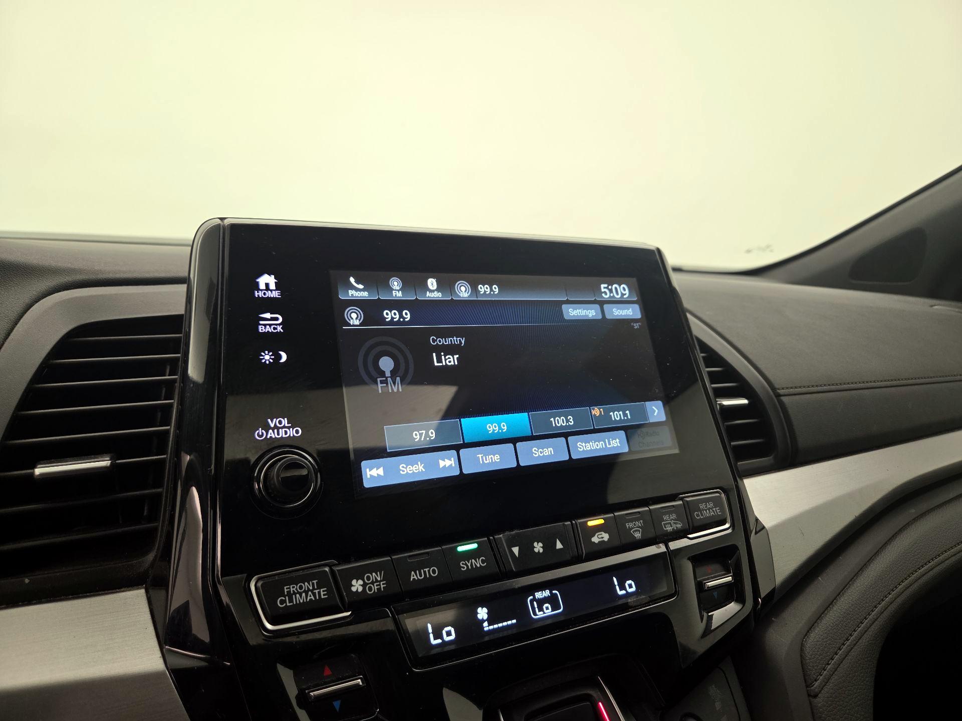 Thumbnail: 2023 Honda Odyssey - 15