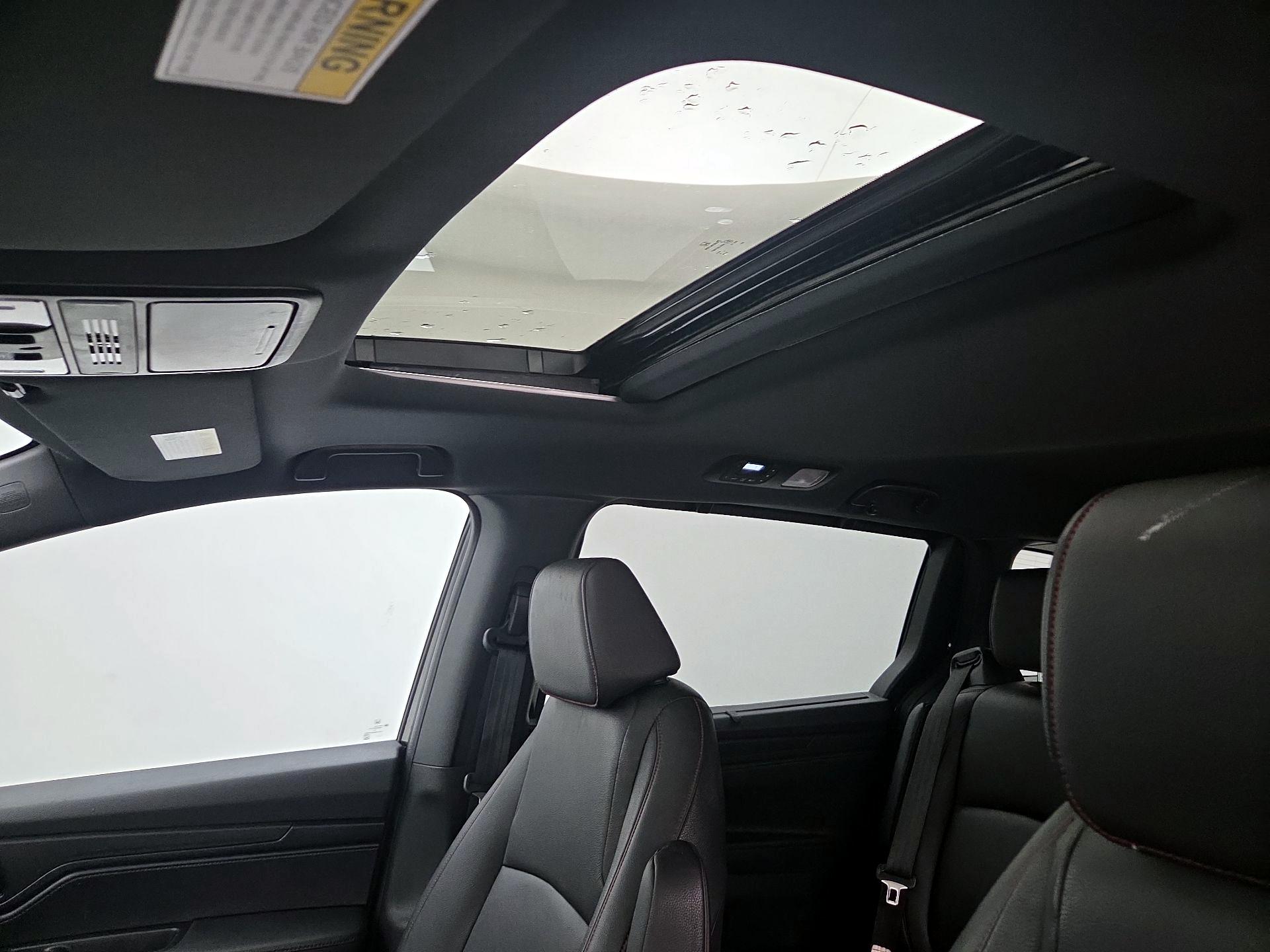 Thumbnail: 2023 Honda Odyssey - 19