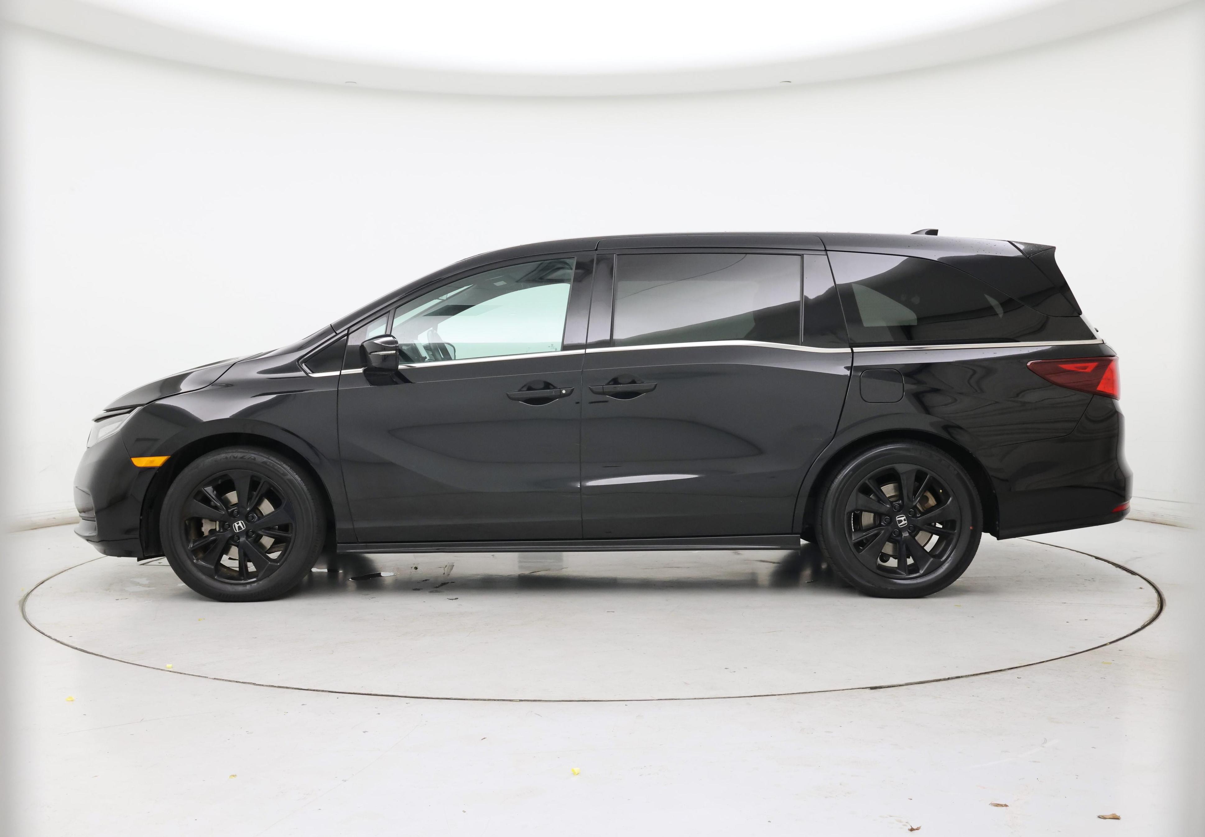 Thumbnail: 2023 Honda Odyssey - 3