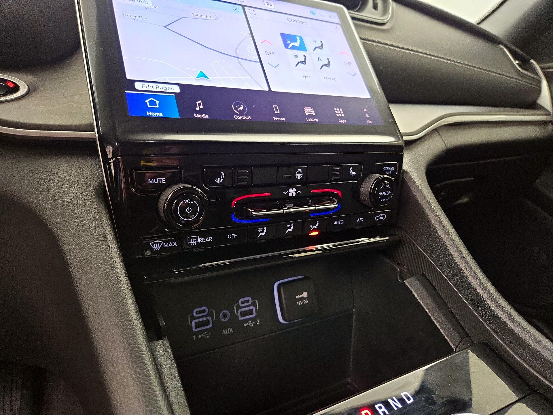 Thumbnail: 2025 Jeep Grand Cherokee - 17