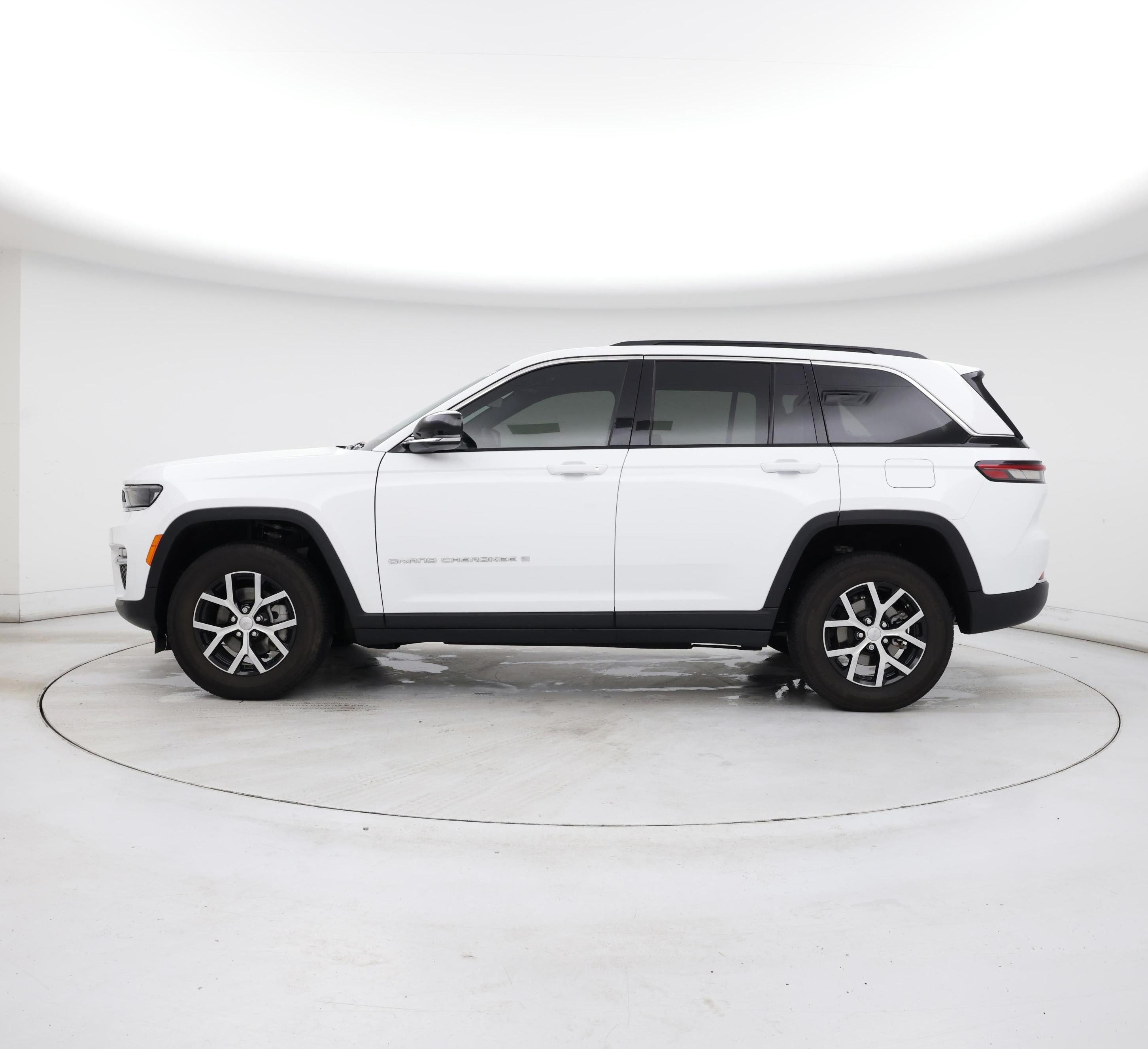 Thumbnail: 2025 Jeep Grand Cherokee - 3