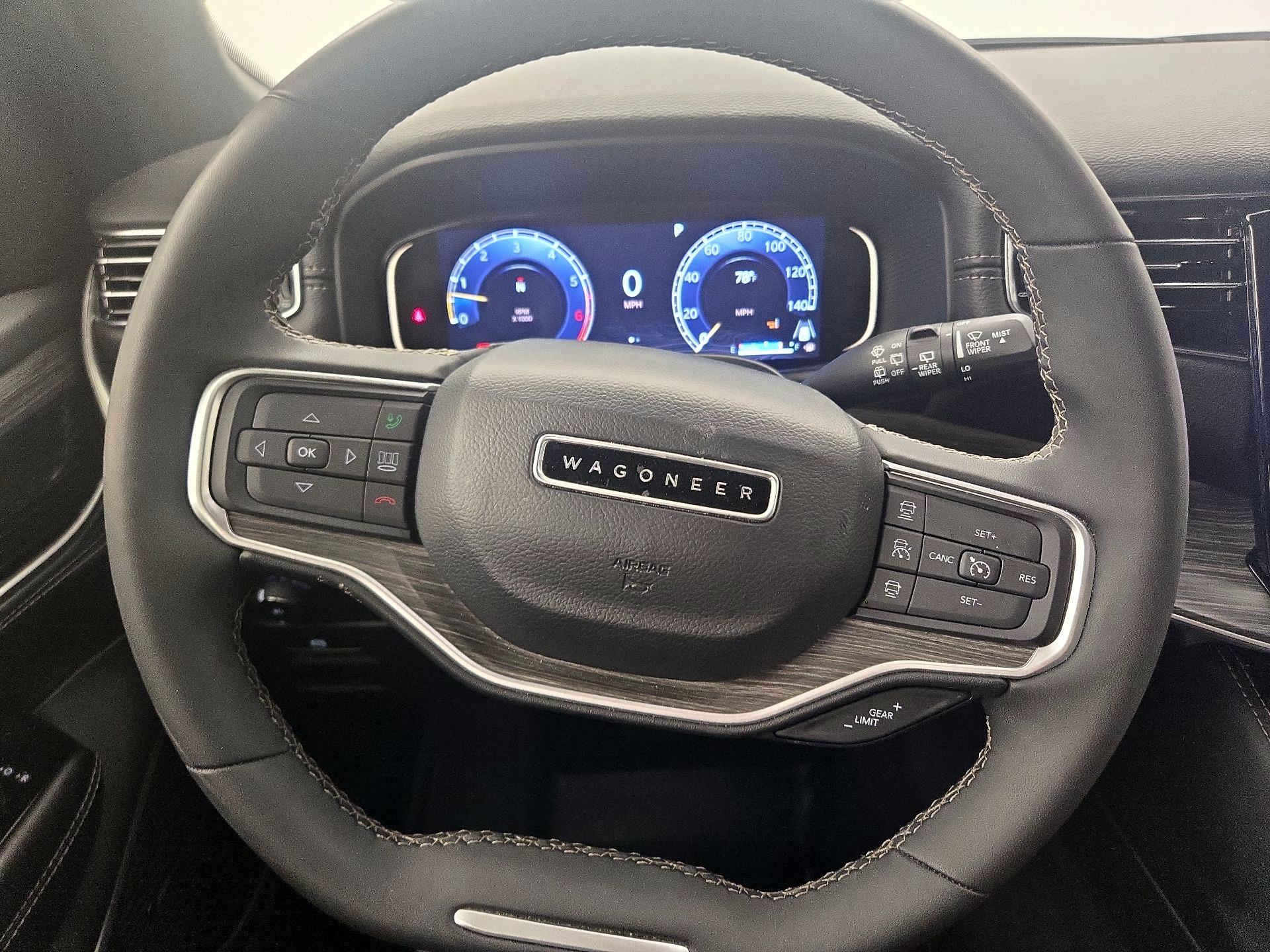 Thumbnail: 2024 Jeep Wagoneer - 10