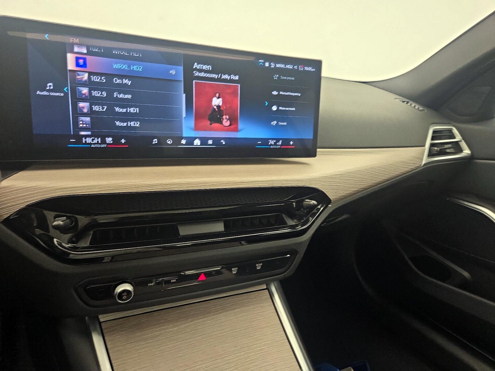 Thumbnail: 2025 BMW 3 Series - 16