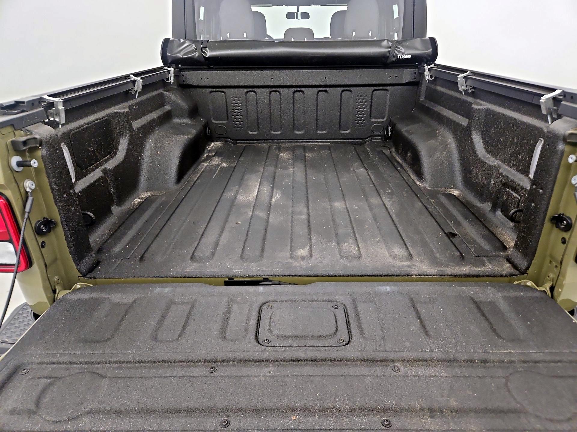 Thumbnail: 2025 Jeep Gladiator - 20