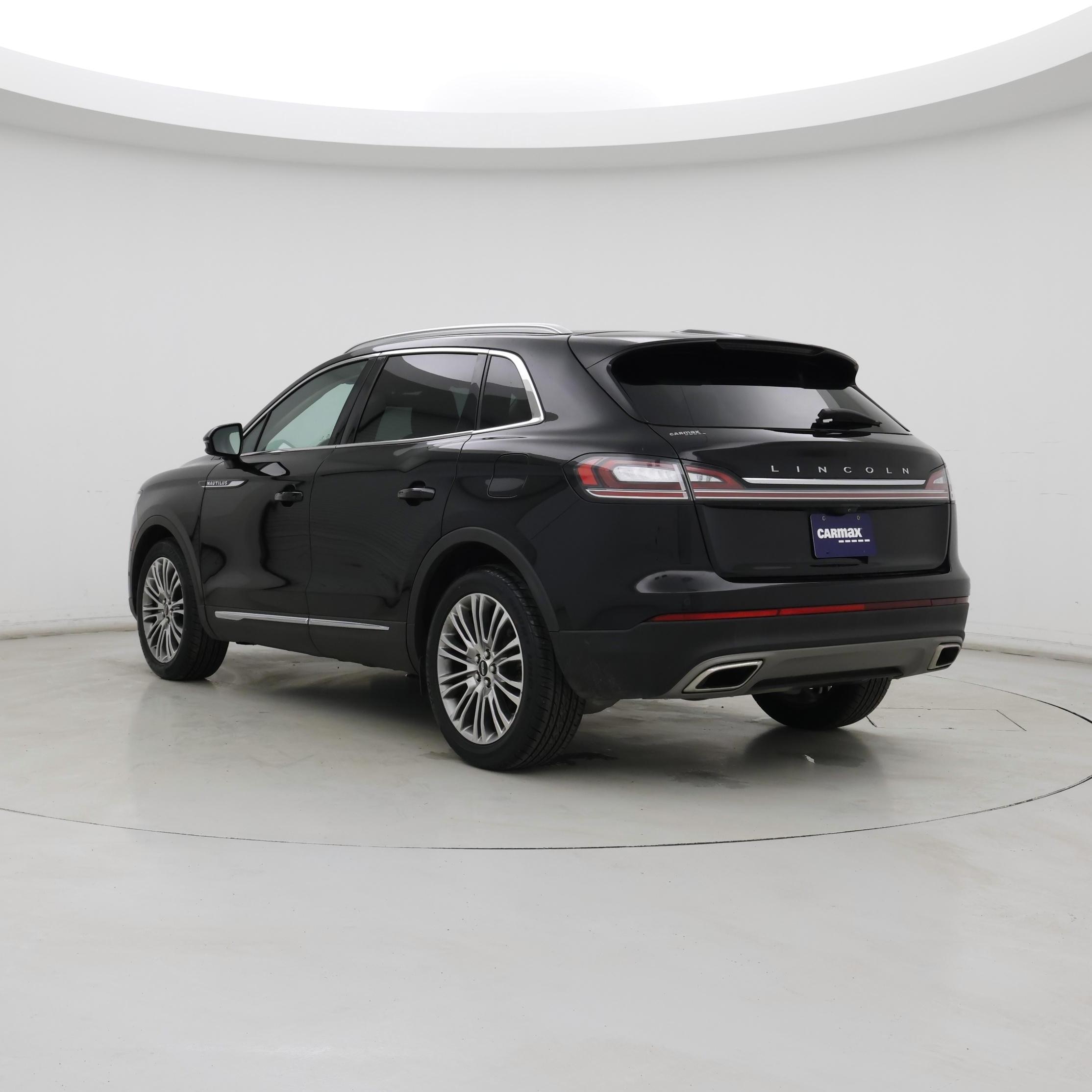 Thumbnail: 2022 Lincoln Nautilus - 2