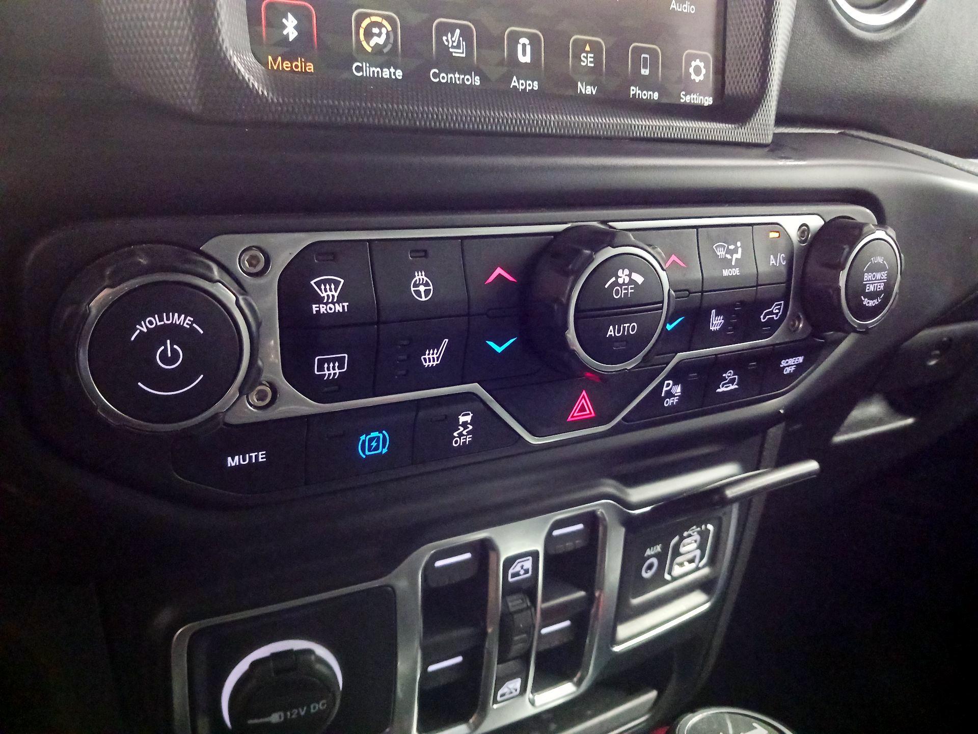 Thumbnail: 2021 Jeep Wrangler - 16
