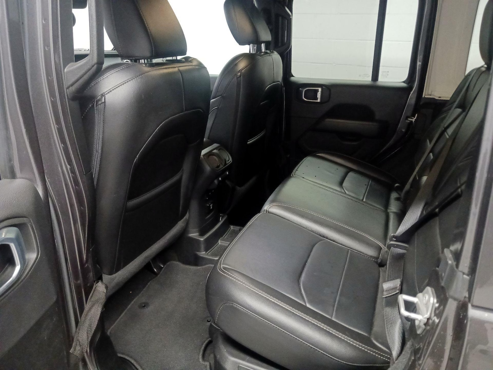 2021 Jeep Wrangler Unlimited Sahara 4XE - Photo 20