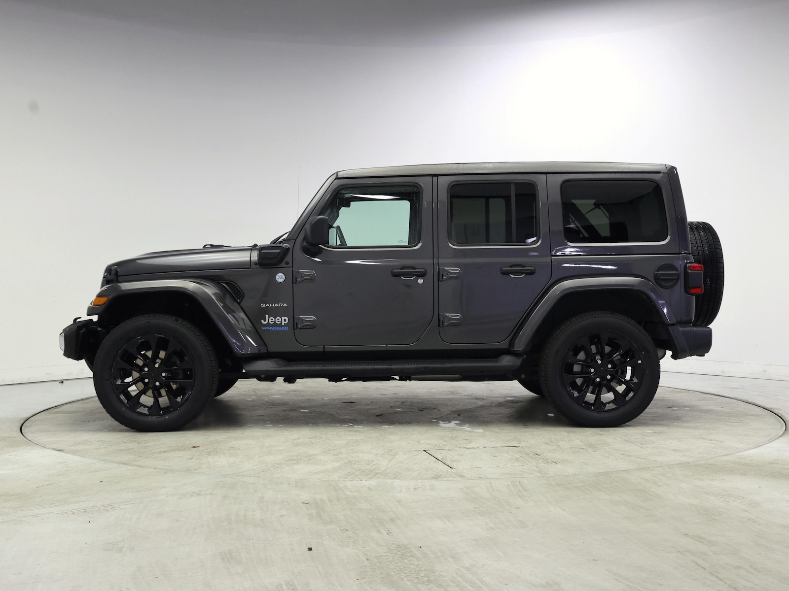 2021 Jeep Wrangler Unlimited Sahara 4XE - Photo 4