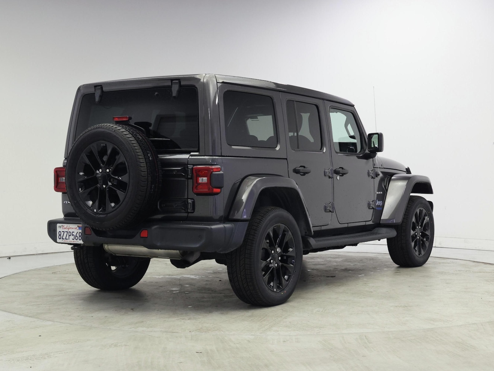 2021 Jeep Wrangler Unlimited Sahara 4XE - Photo 9