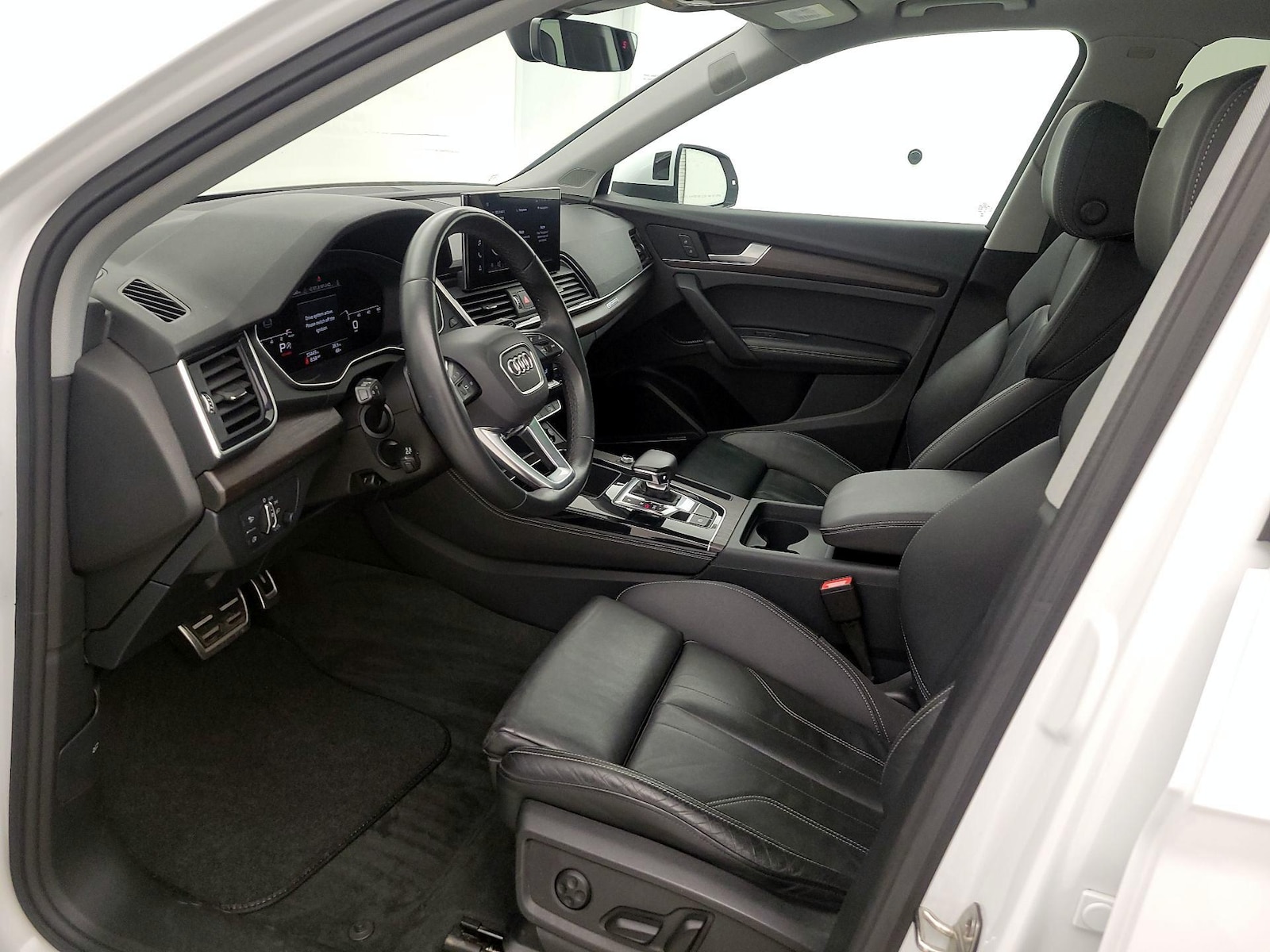 2024 Audi Q5 Premium Plus - Photo 12