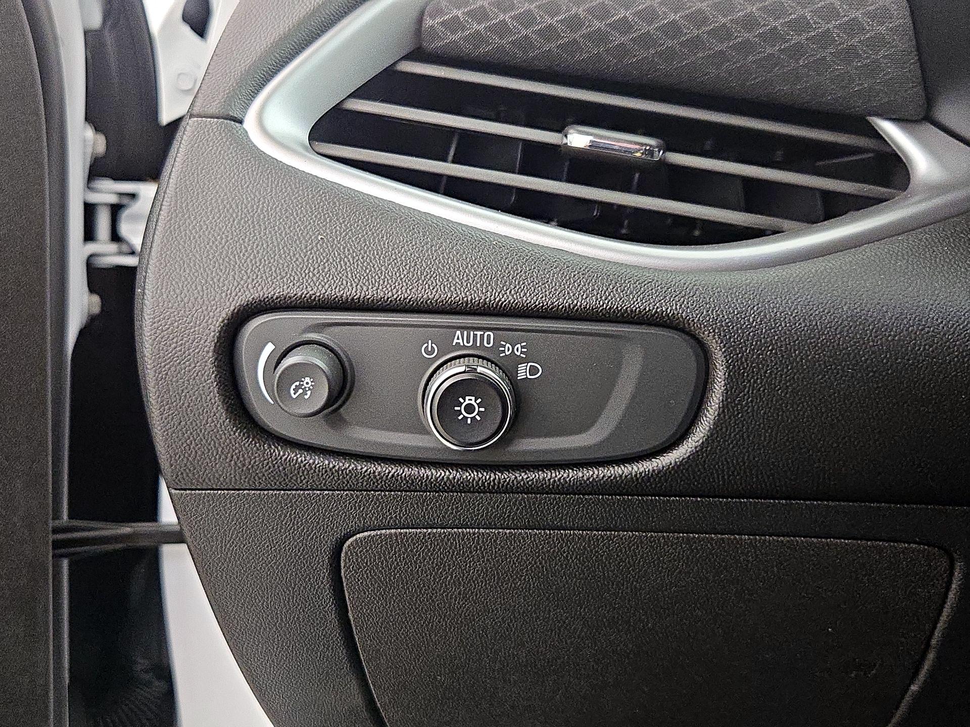 Thumbnail: 2023 Chevrolet Malibu - 13