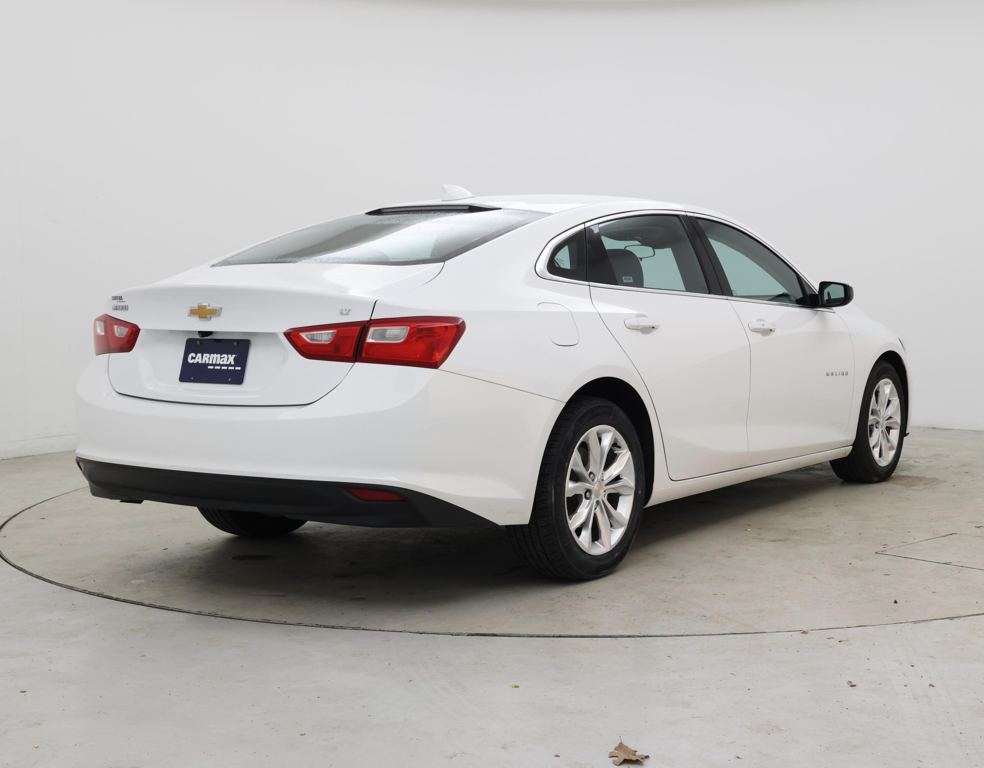 Thumbnail: 2023 Chevrolet Malibu - 8