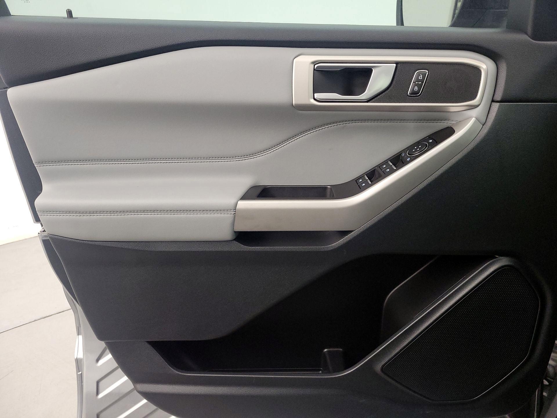 Thumbnail: 2023 Ford Explorer - 12