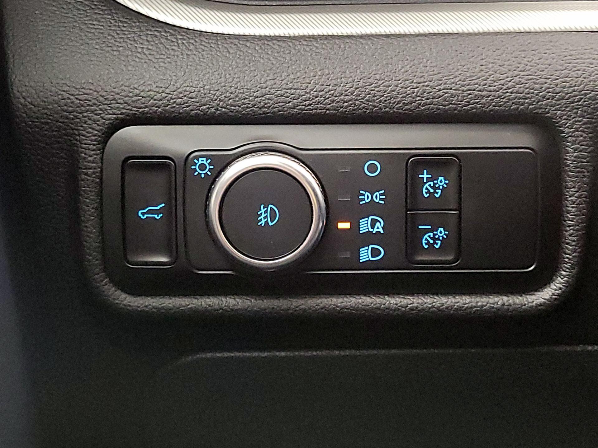 Thumbnail: 2023 Ford Explorer - 13