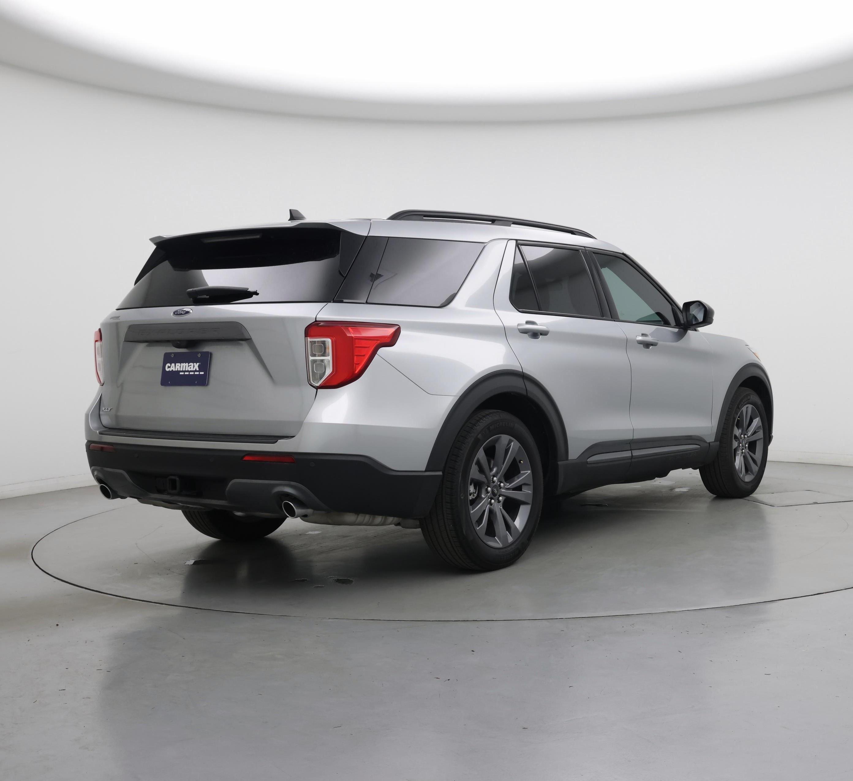 Thumbnail: 2023 Ford Explorer - 8