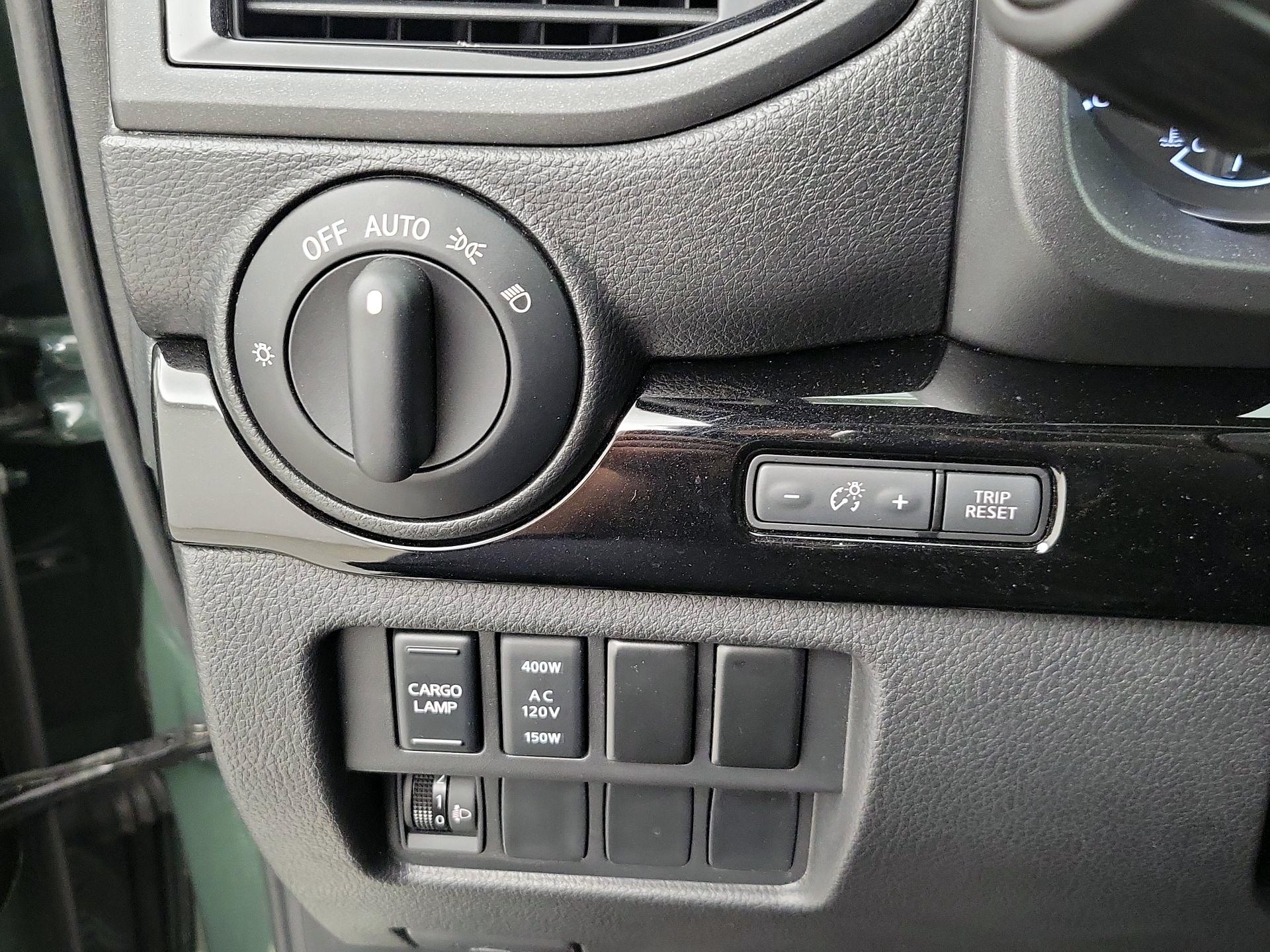 Thumbnail: 2024 Nissan Titan - 13