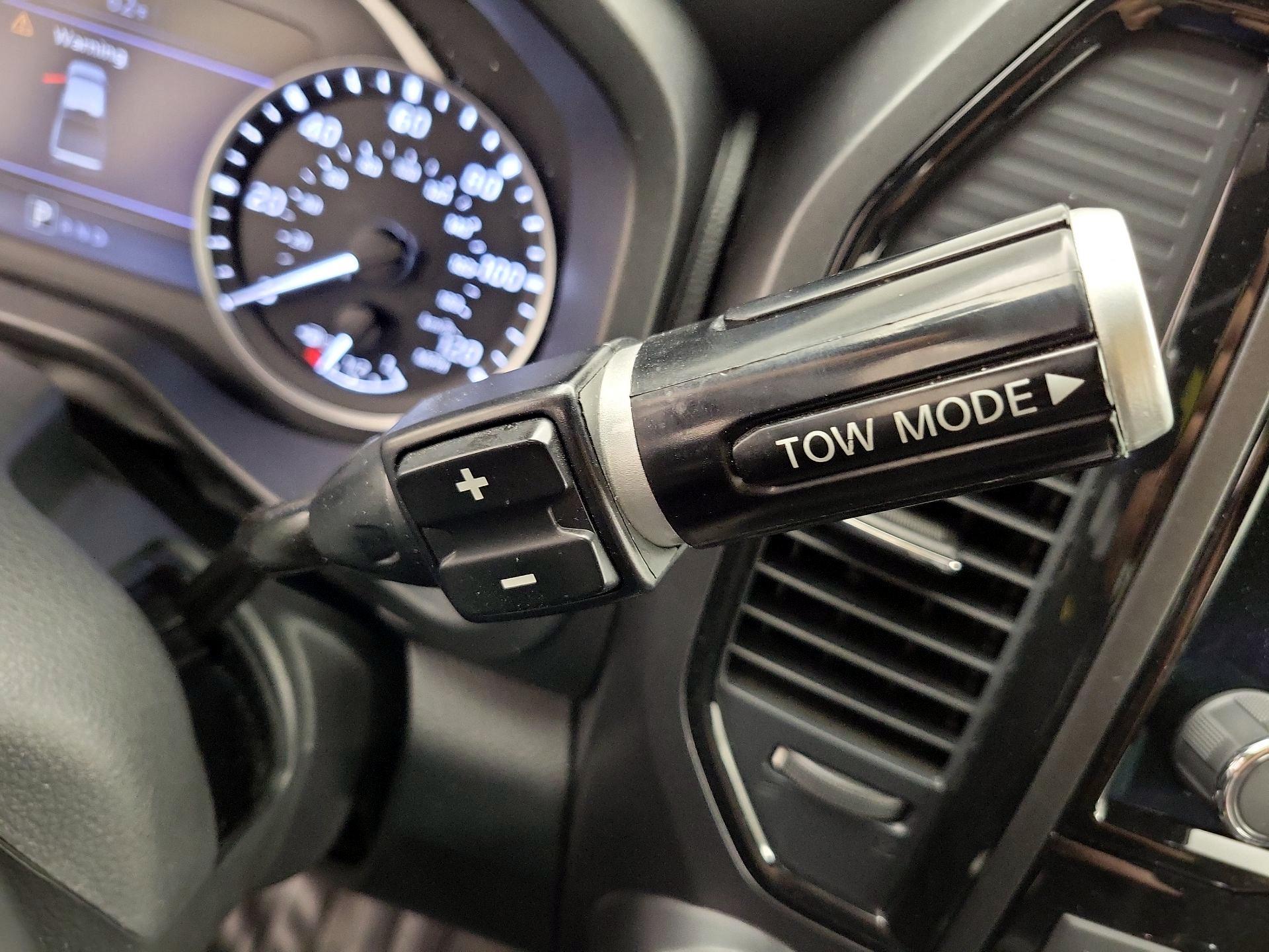 Thumbnail: 2024 Nissan Titan - 17