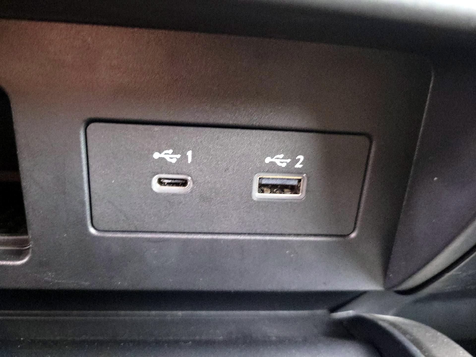 Thumbnail: 2024 Nissan Titan - 18