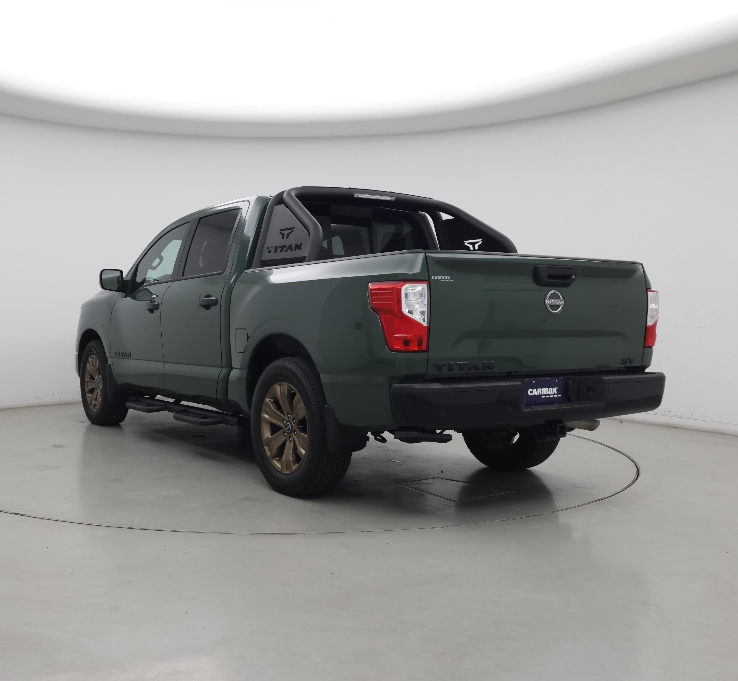 Thumbnail: 2024 Nissan Titan - 2