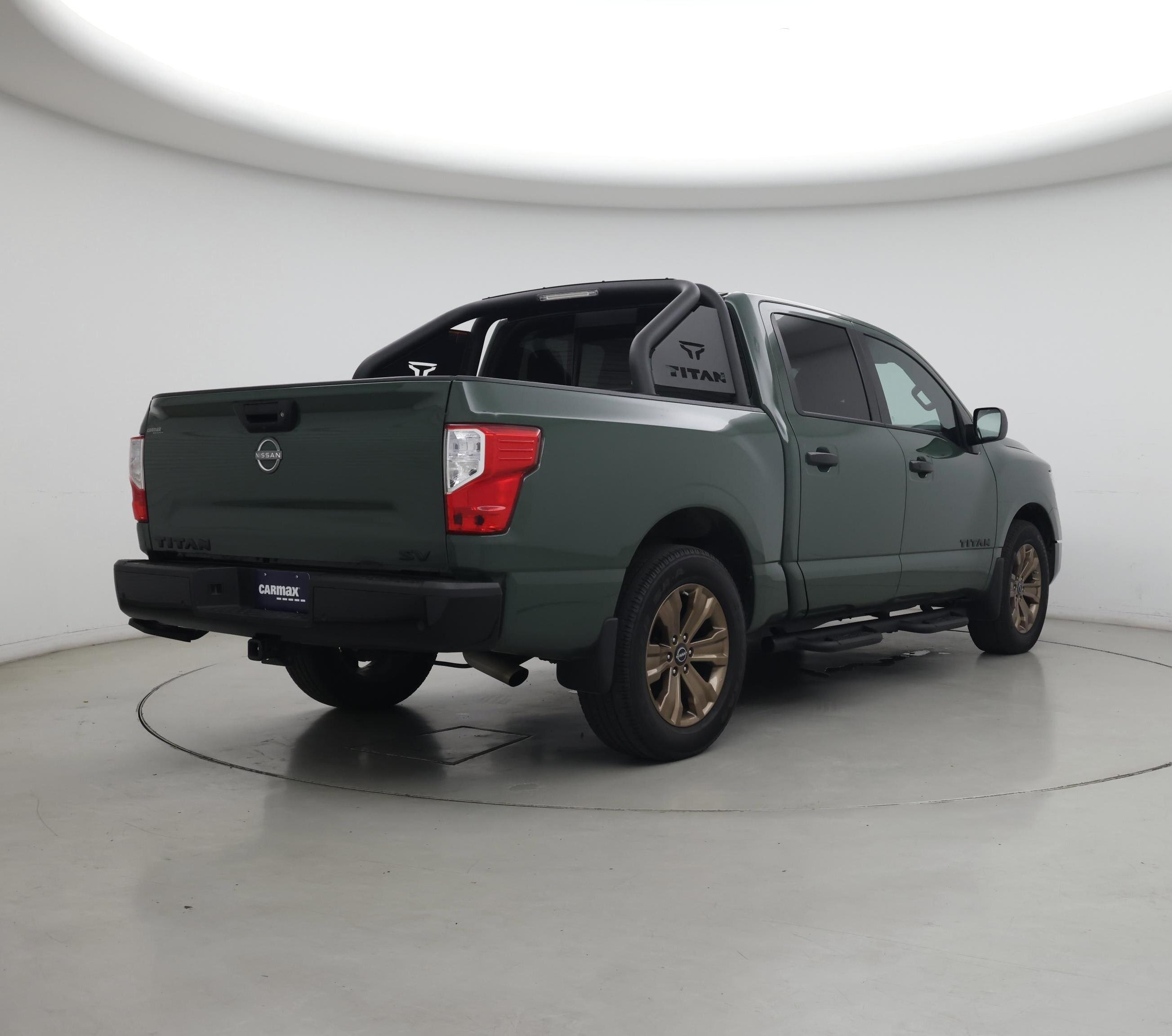 Thumbnail: 2024 Nissan Titan - 8