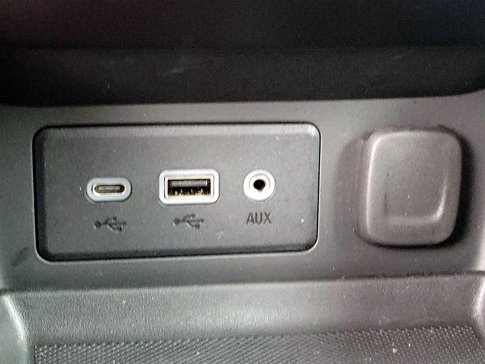 Thumbnail: 2023 GMC Terrain - 18