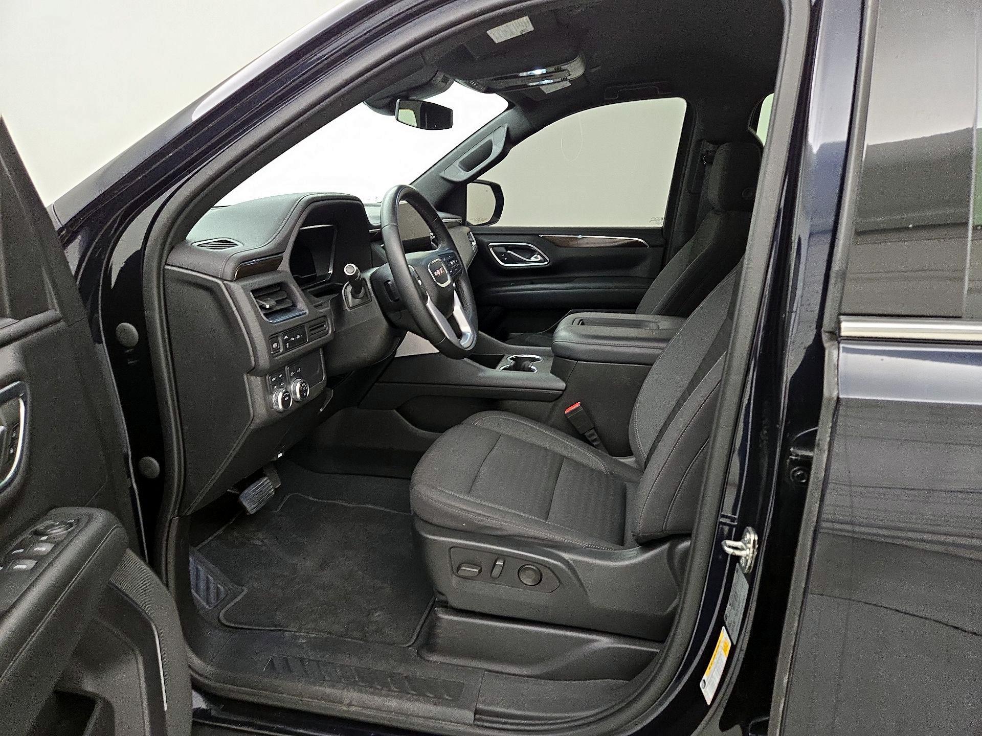 Thumbnail: 2023 GMC Yukon - 11