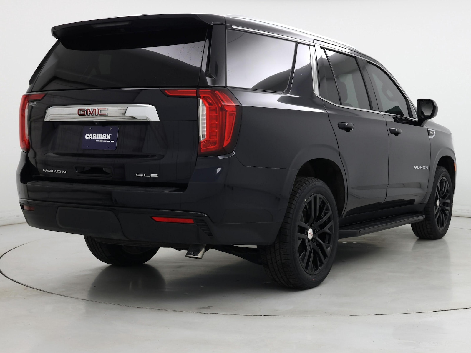 2023 GMC Yukon SLE - Photo 9