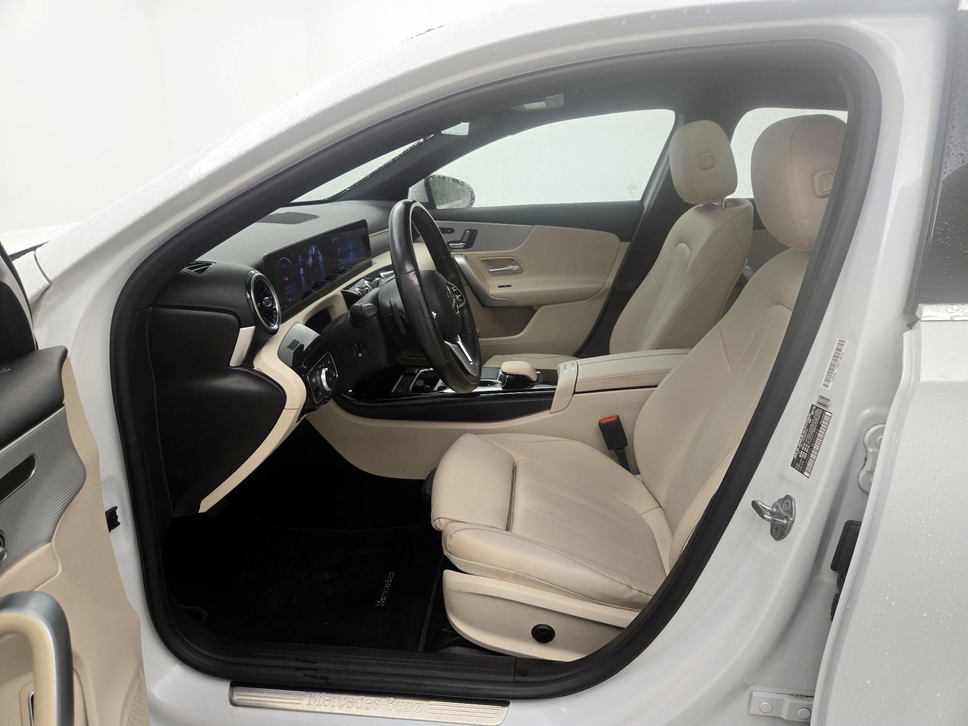 Thumbnail: 2020 Mercedes-Benz A-Class - 11