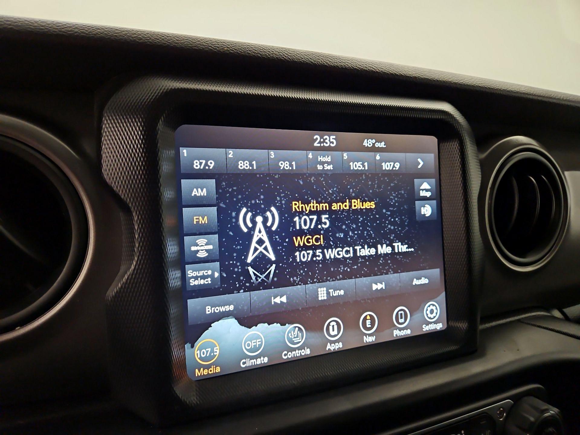 Thumbnail: 2022 Jeep Gladiator - 16