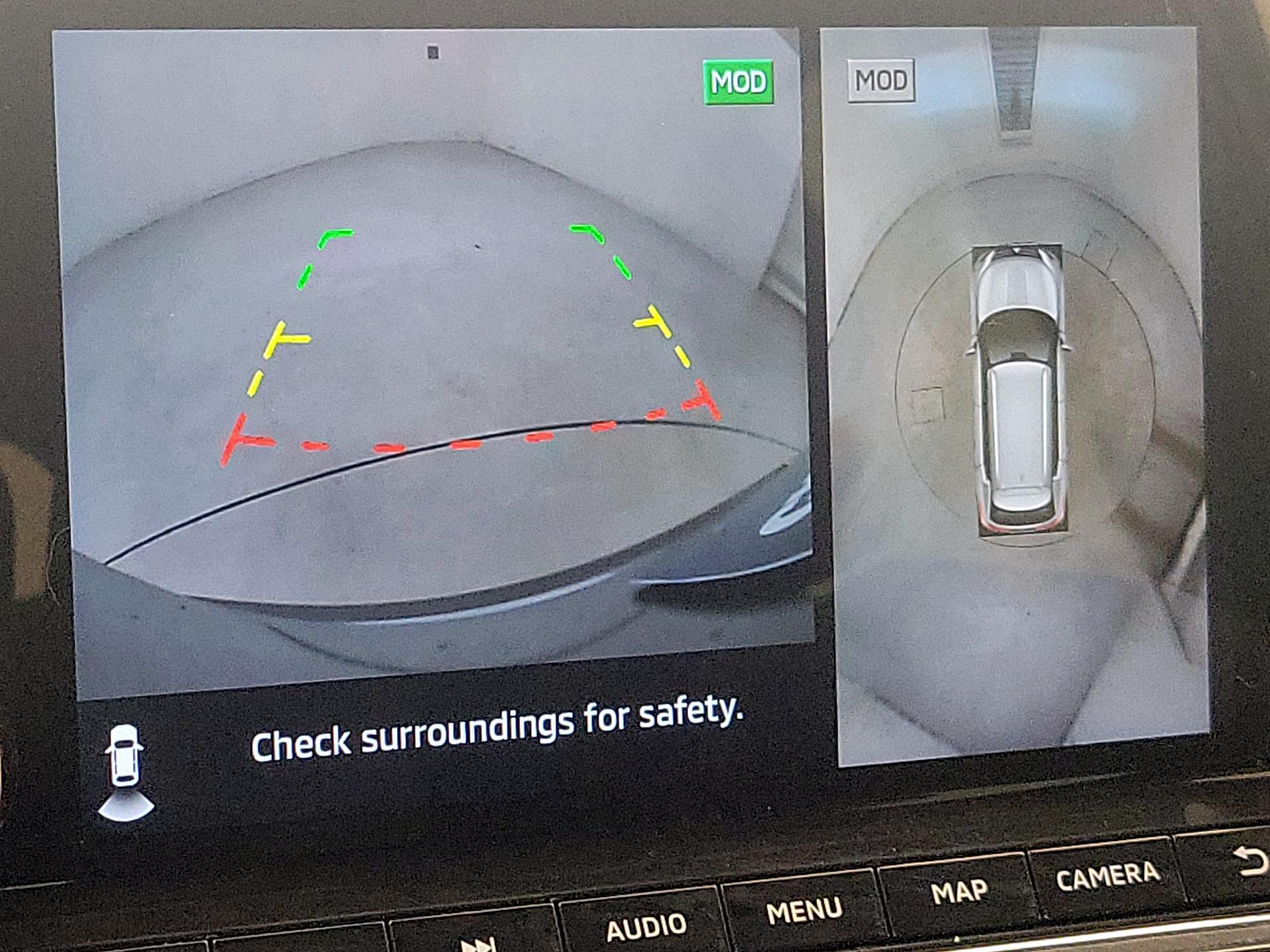 Thumbnail: 2022 Mitsubishi Outlander - 15