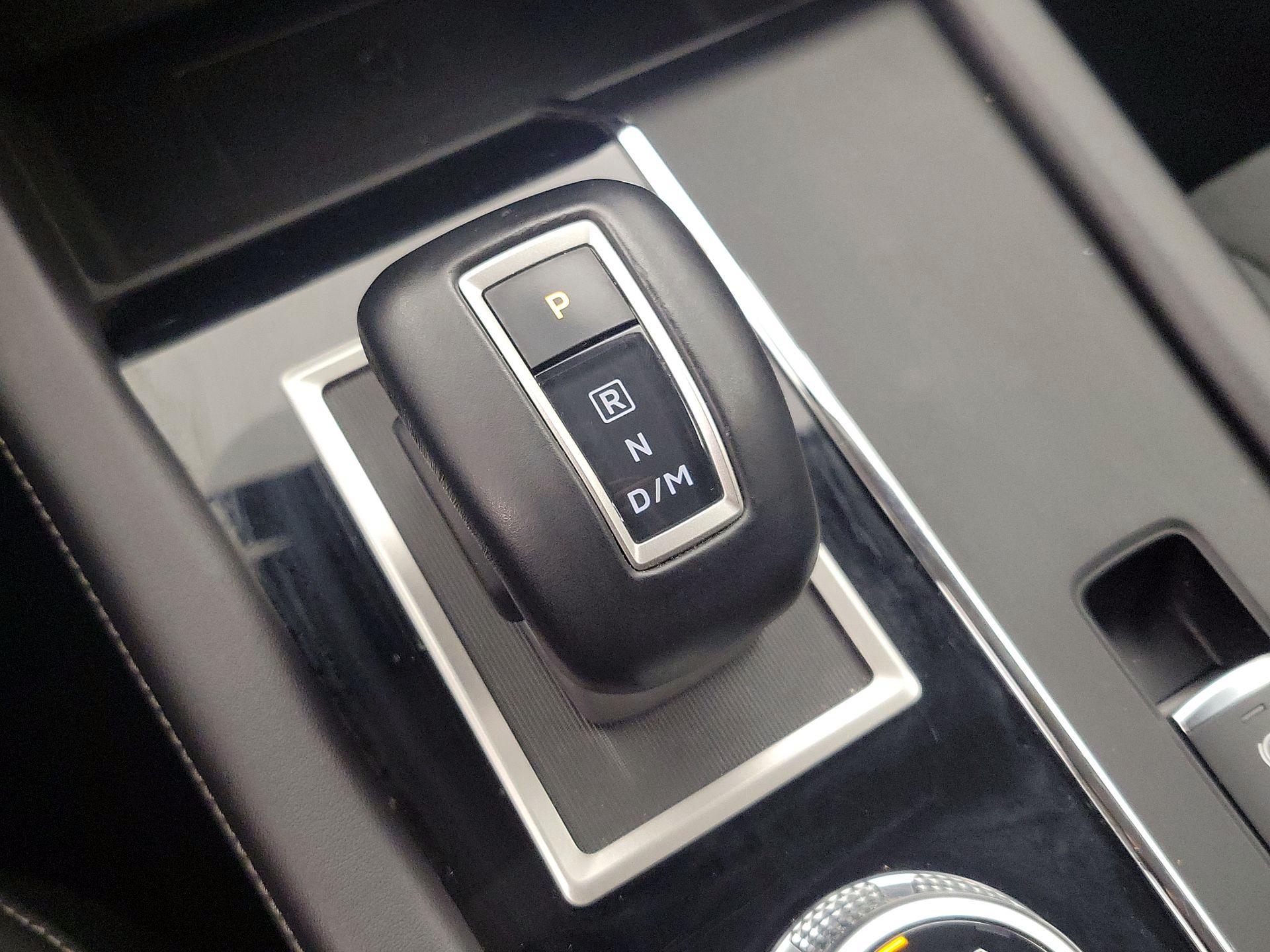 Thumbnail: 2022 Mitsubishi Outlander - 18