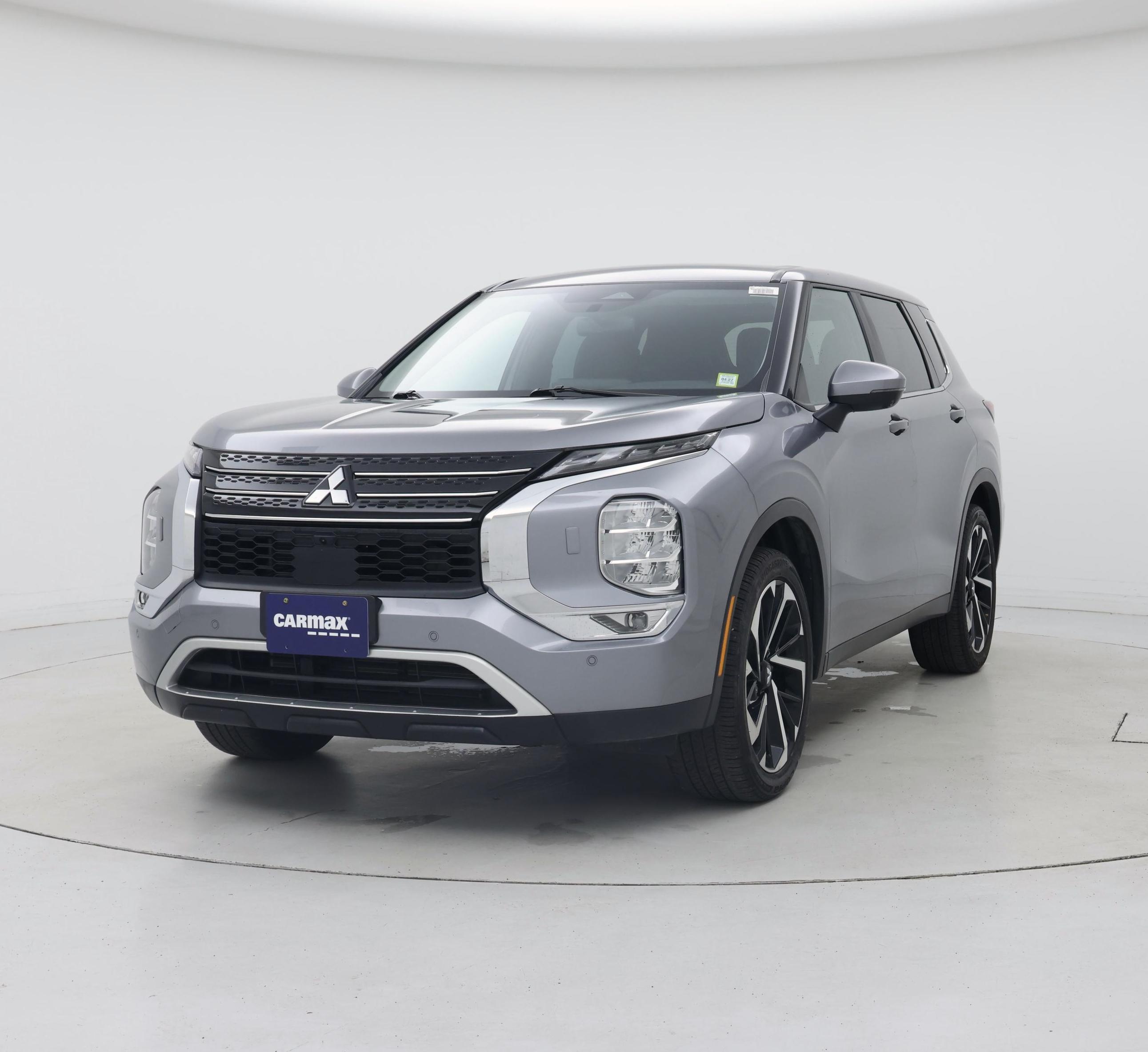 Thumbnail: 2022 Mitsubishi Outlander - 4